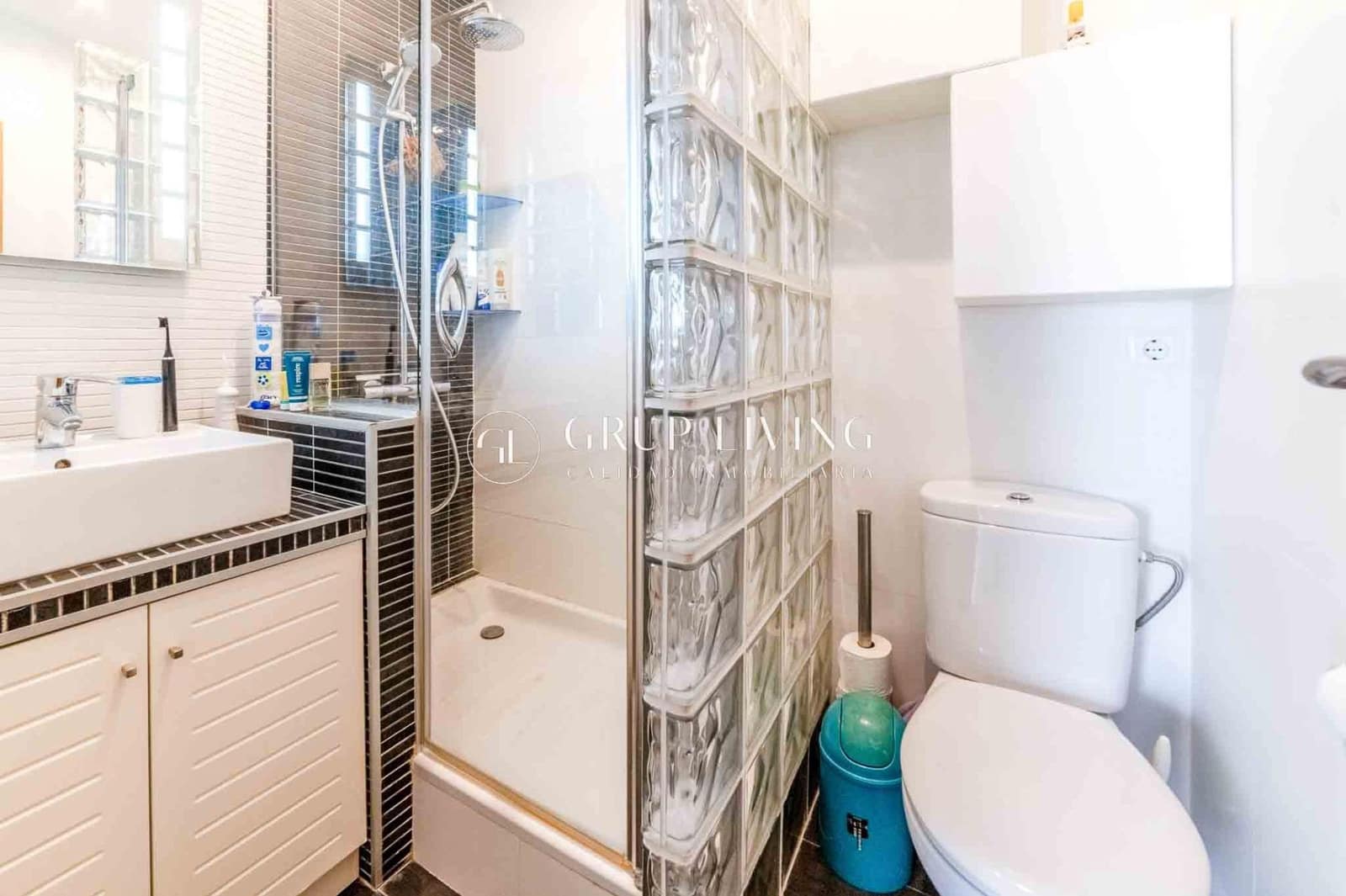 4 soveværelse Villa til salg i Sitges med swimmingpool garage - € 630.000 (Ref: 9240055)