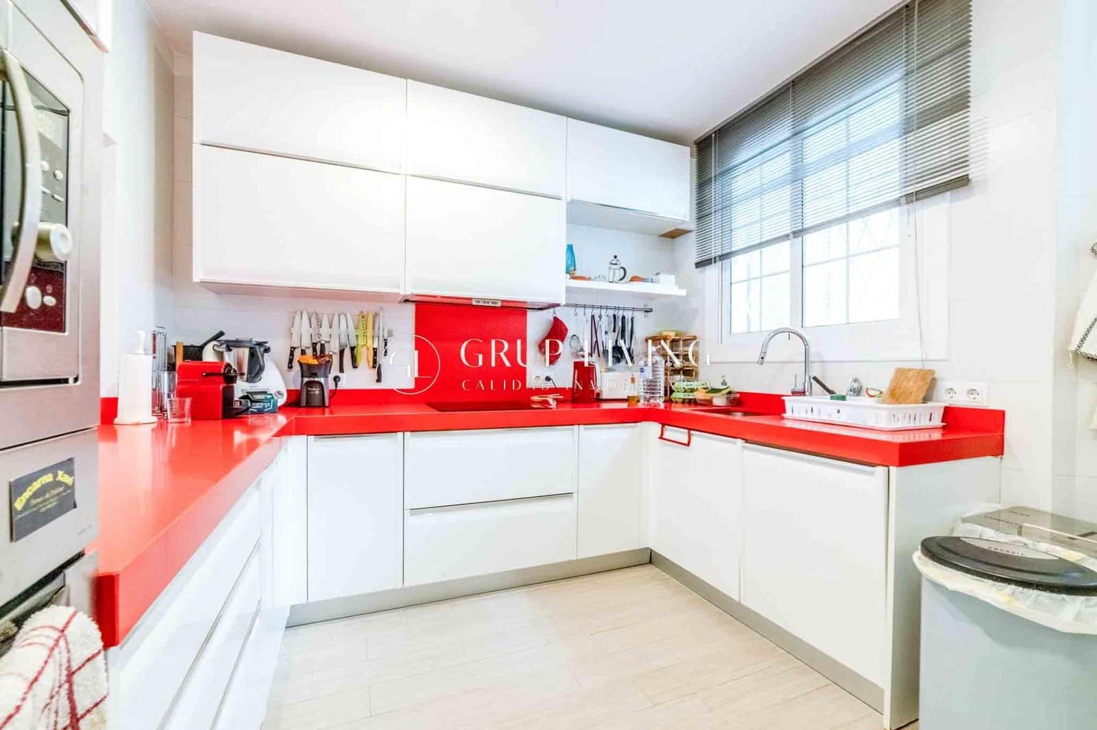 4 soveværelse Villa til salg i Sitges med swimmingpool garage - € 630.000 (Ref: 9240055)