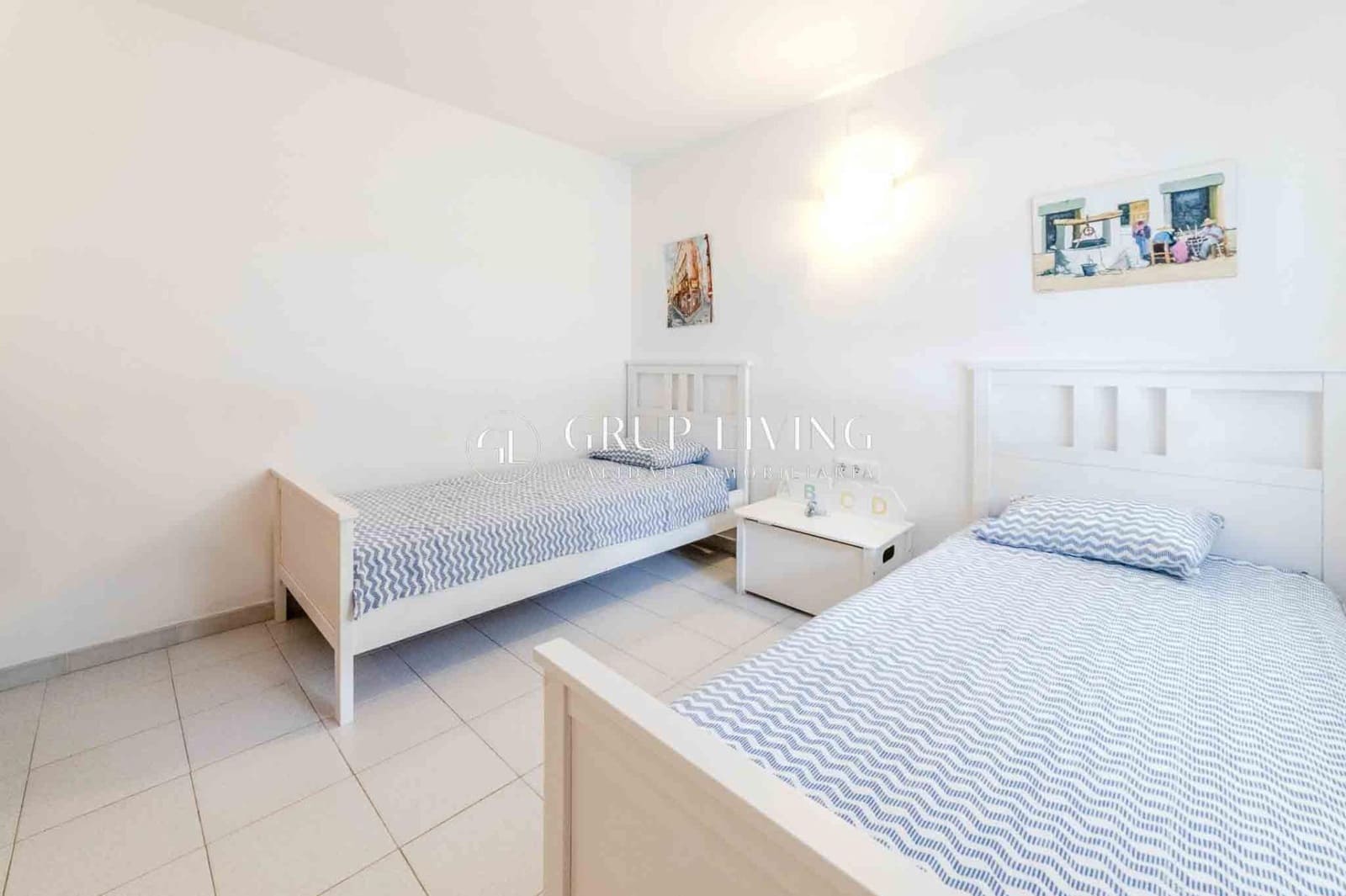 4 soveværelse Villa til salg i Sitges med swimmingpool garage - € 630.000 (Ref: 9240055)