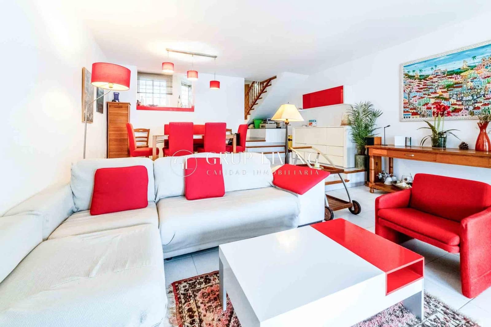 4 soveværelse Villa til salg i Sitges med swimmingpool garage - € 630.000 (Ref: 9240055)