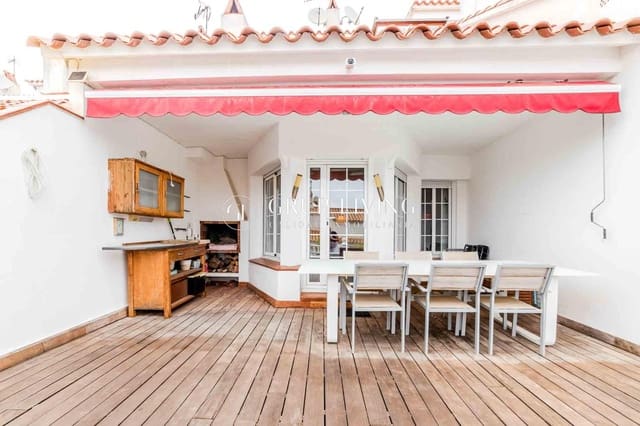 4 bedroom Villa for sale in Sitges with pool garage - € 630,000 (Ref: 9240055)