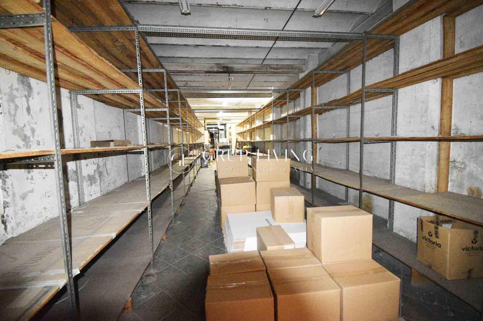 Commercial for sale in Barcelona city - € 575,000 (Ref: 9264301)