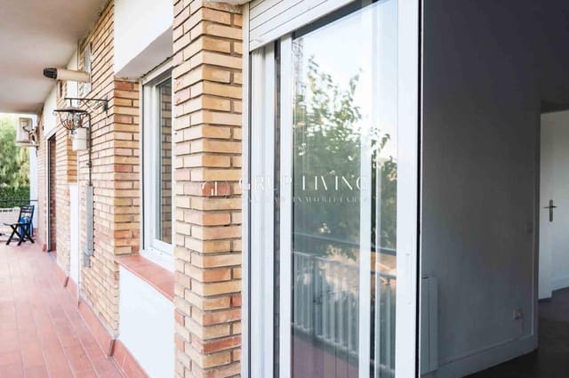 3 soverom Leilighet til leie i Sitges med svømmebasseng - € 1 240 (Ref: 9294437)