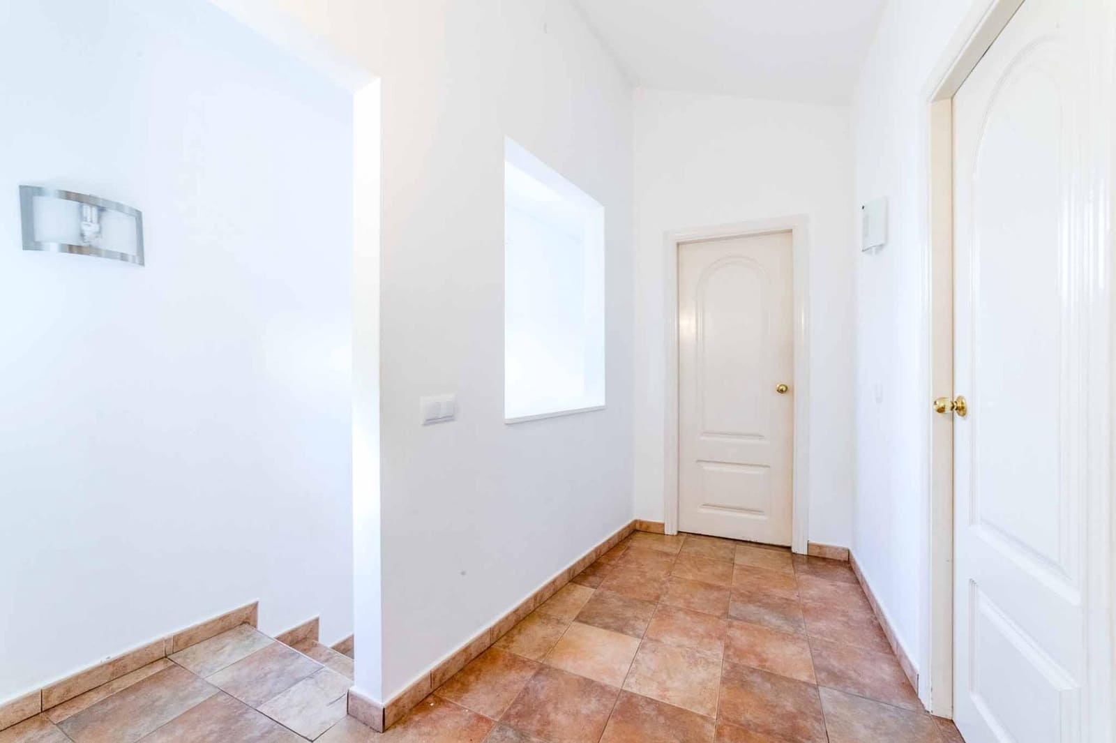 4 slaapkamer Villa te koop in Olivella met zwembad garage - € 625.000 (Ref: 9294441)