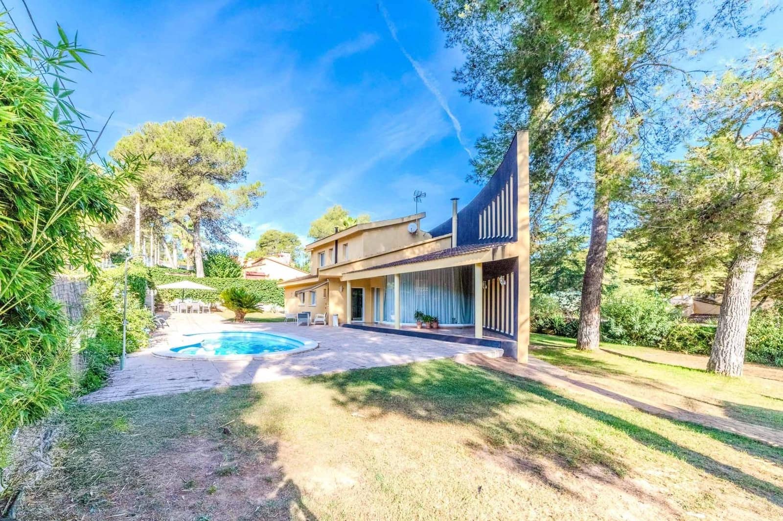 4 slaapkamer Villa te koop in Olivella met zwembad garage - € 625.000 (Ref: 9294441)