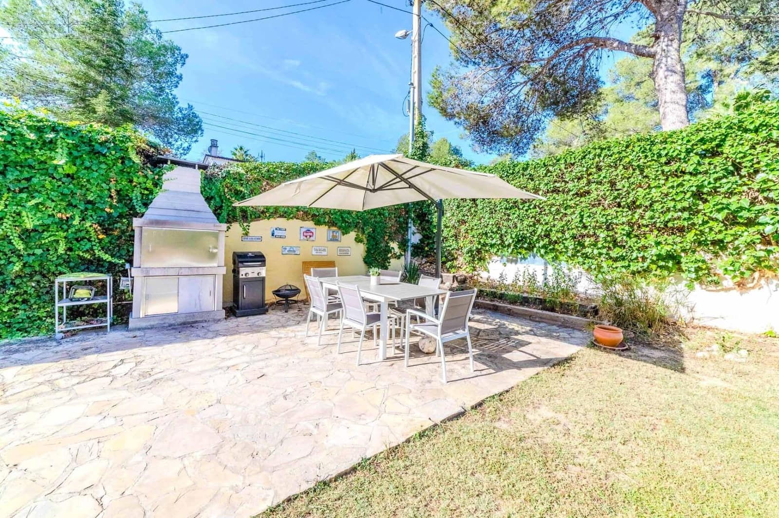 4 slaapkamer Villa te koop in Olivella met zwembad garage - € 625.000 (Ref: 9294441)