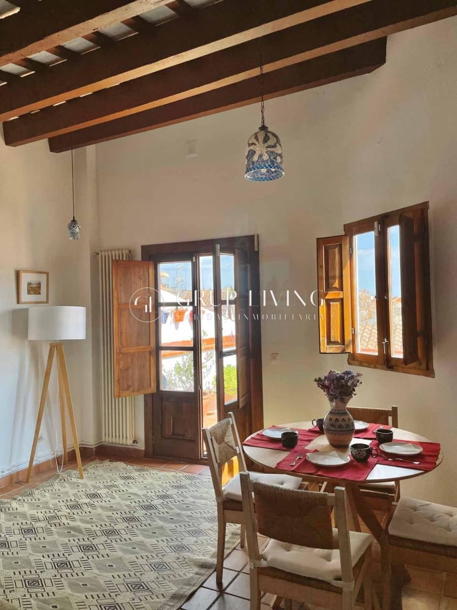 5 bedroom Townhouse for rent in Sant Pere de Ribes - € 1,800 (Ref: 9310986)