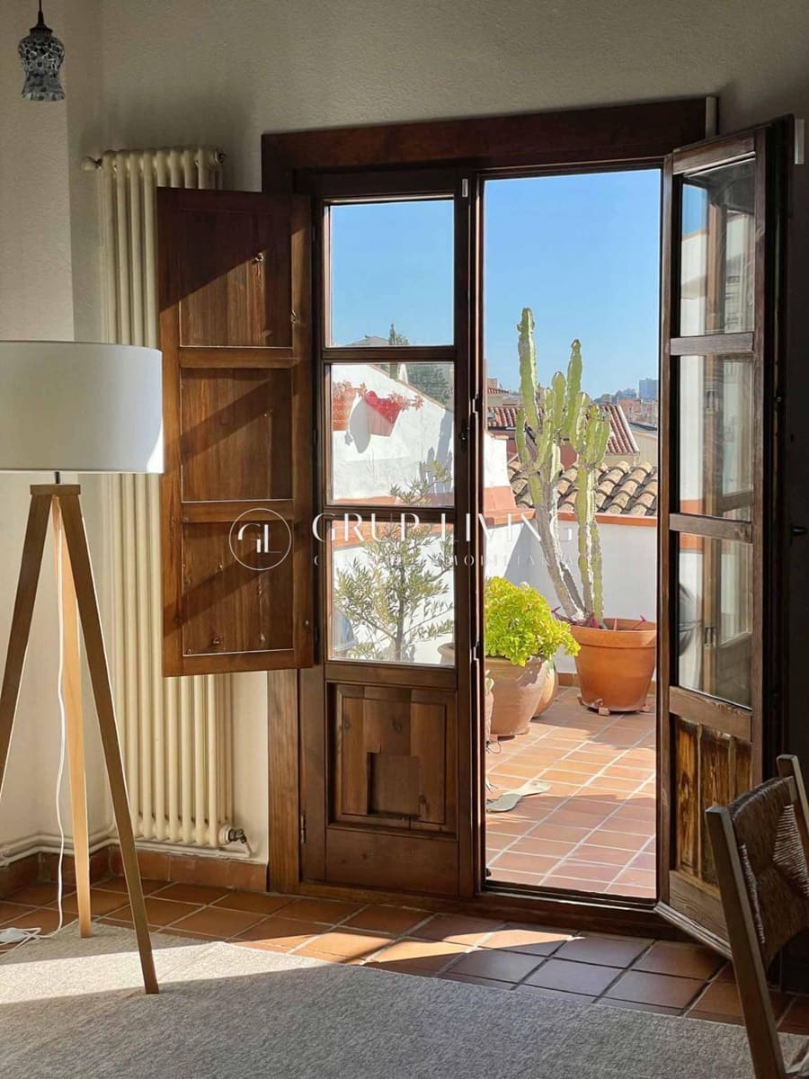 5 bedroom Townhouse for rent in Sant Pere de Ribes - € 1,800 (Ref: 9310986)