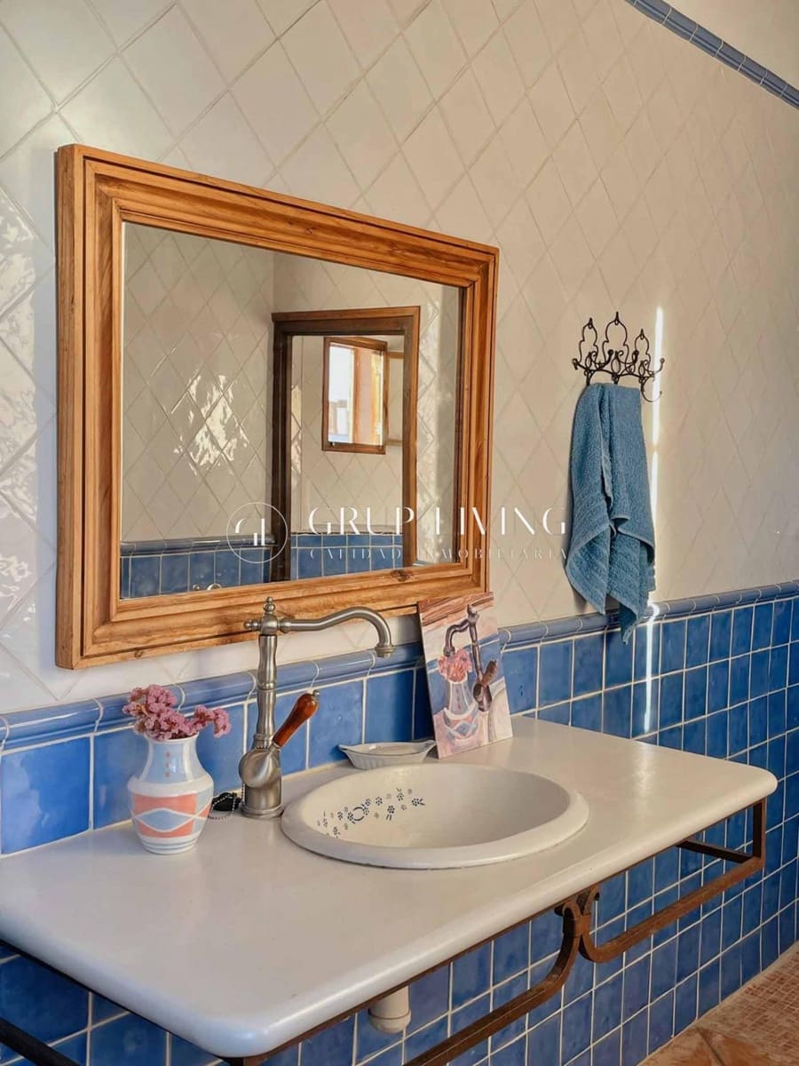 5 bedroom Townhouse for rent in Sant Pere de Ribes - € 1,800 (Ref: 9310986)