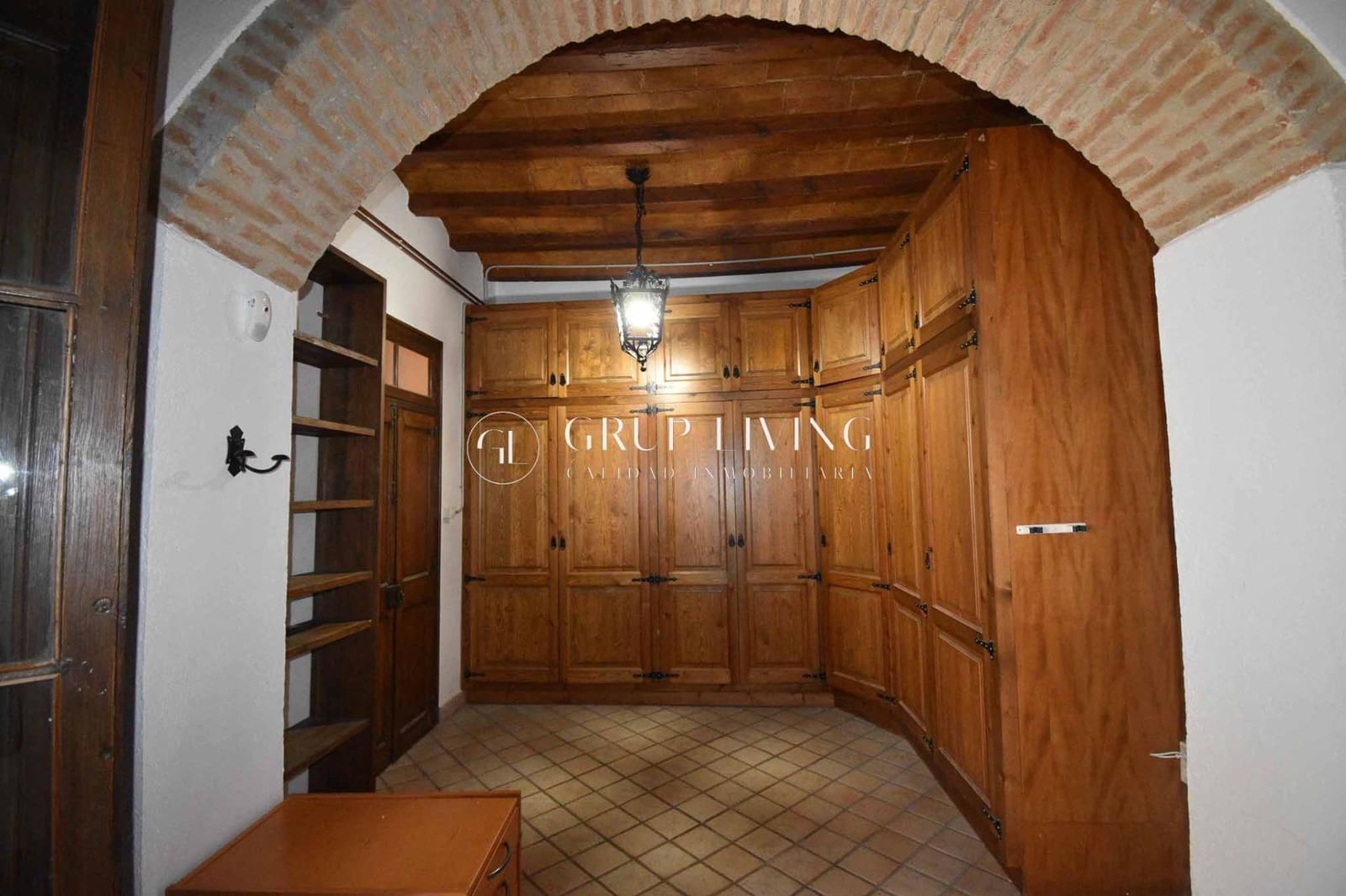 5 bedroom Townhouse for rent in Sant Pere de Ribes - € 1,800 (Ref: 9310986)