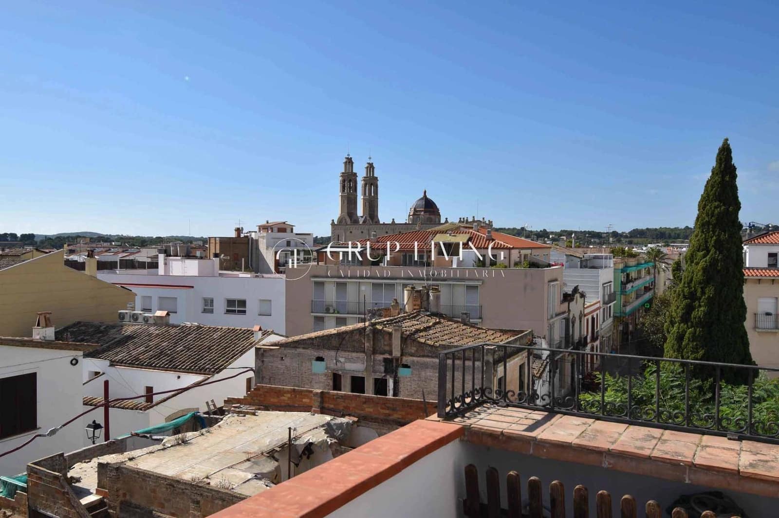 5 bedroom Townhouse for rent in Sant Pere de Ribes - € 1,800 (Ref: 9310986)