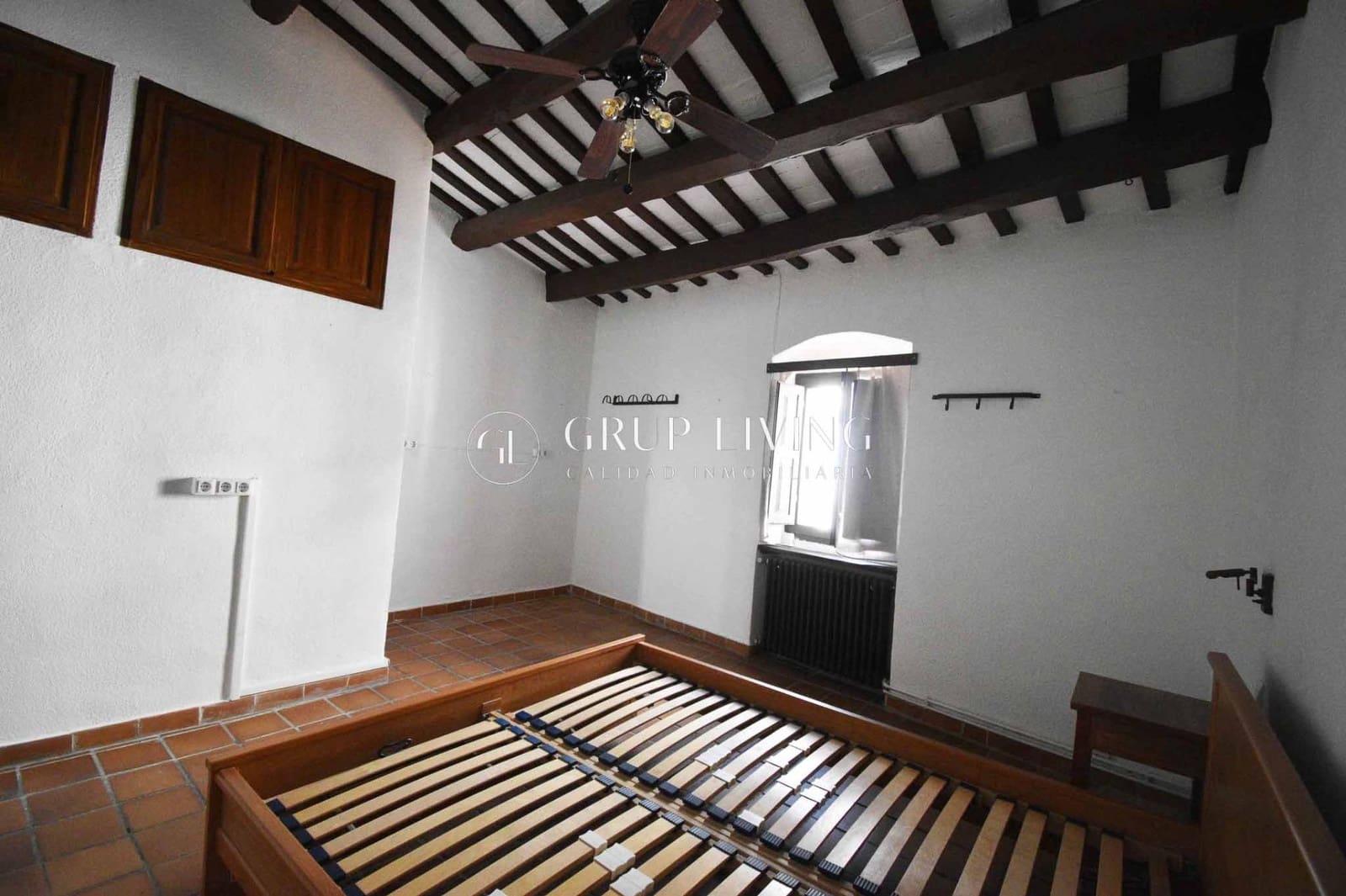 5 bedroom Townhouse for rent in Sant Pere de Ribes - € 1,800 (Ref: 9310986)