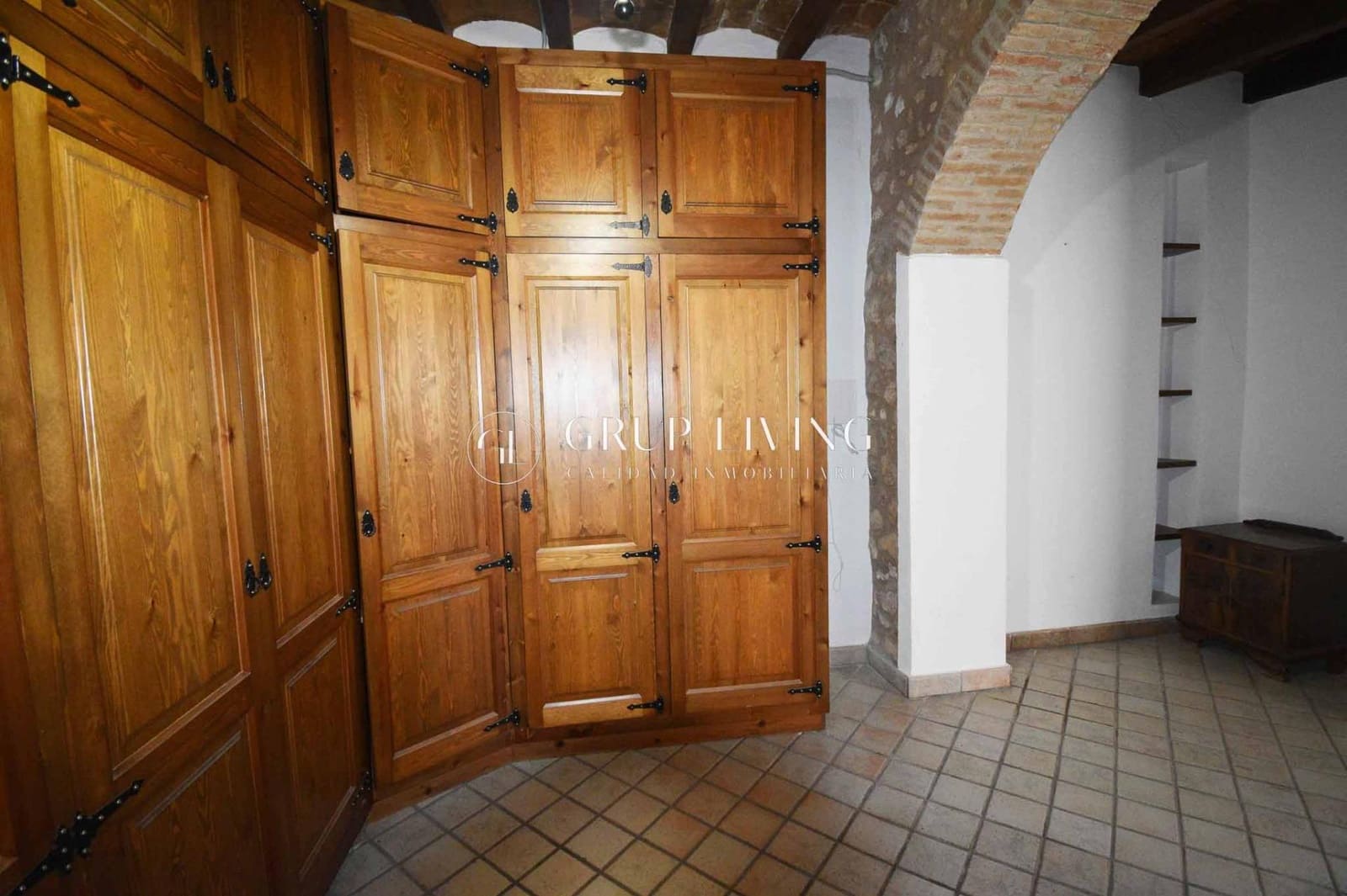 5 bedroom Townhouse for rent in Sant Pere de Ribes - € 1,800 (Ref: 9310986)