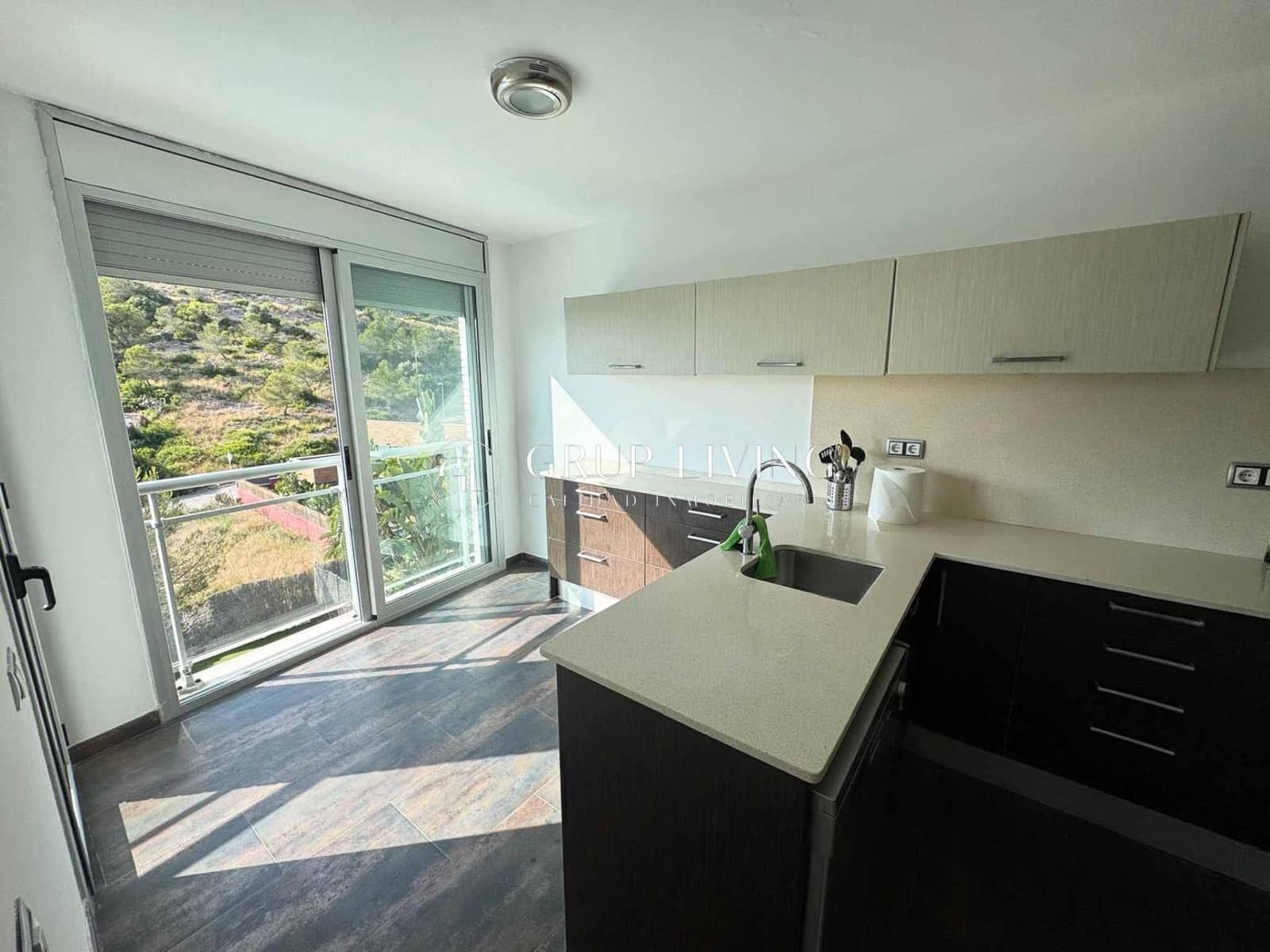 4 makuuhuone Huvila vuokrattavana paikassa Sitges mukana uima-altaan 
autotalli - 3 950 € (Ref: 9312963)