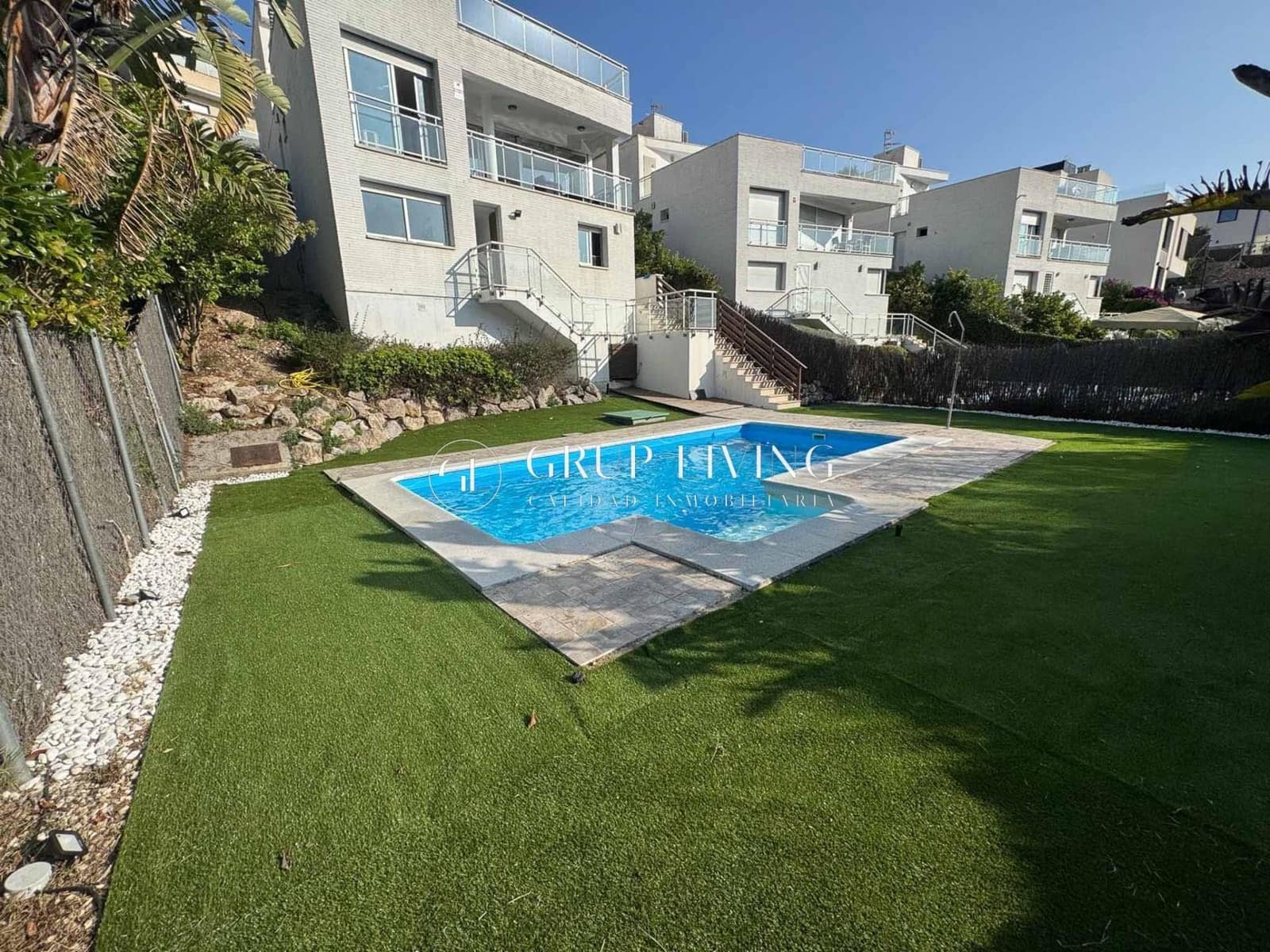 4 makuuhuone Huvila vuokrattavana paikassa Sitges mukana uima-altaan 
autotalli - 3 950 € (Ref: 9312963)