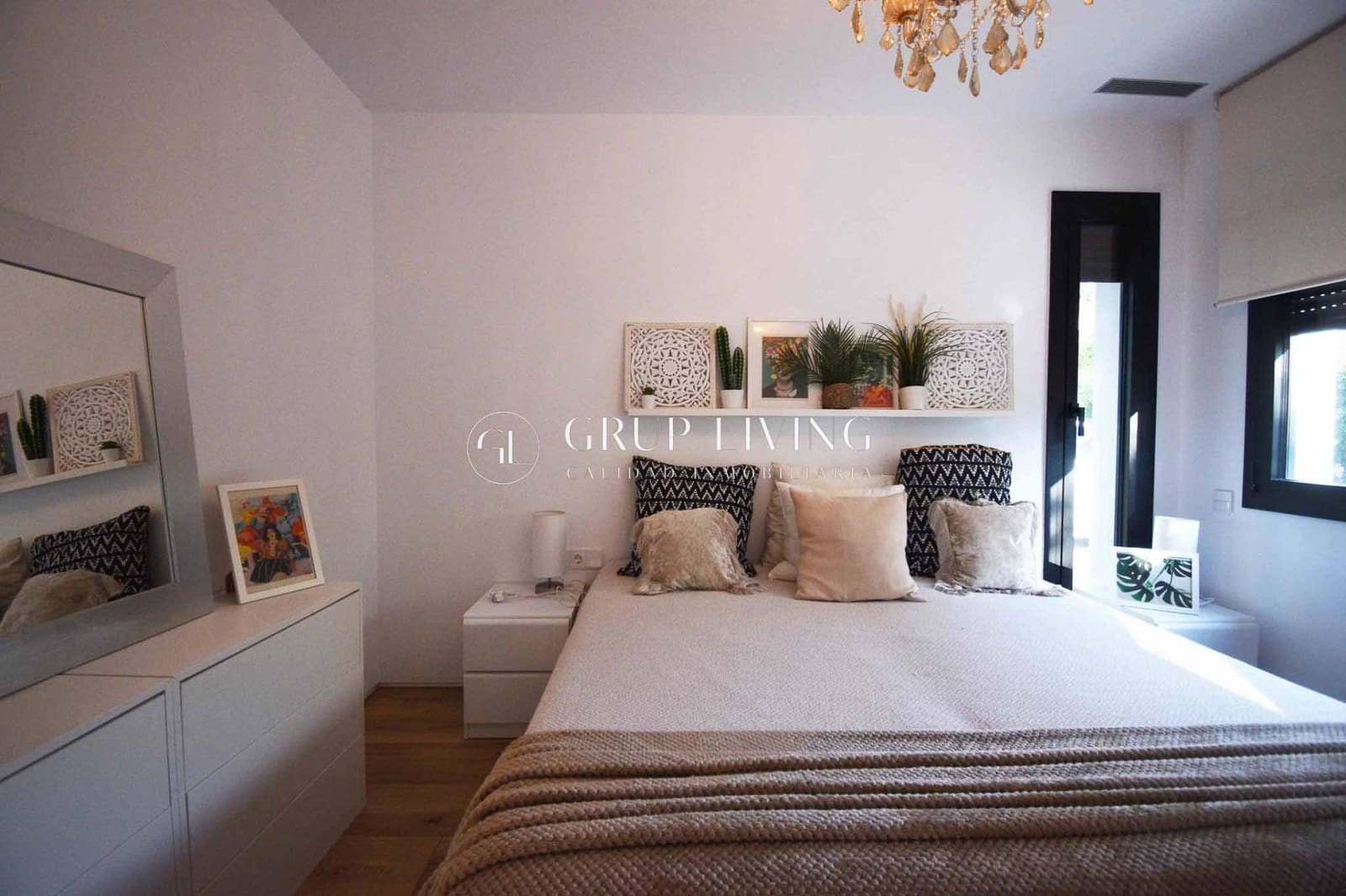 Appartement de 2 chambres à louer à Sitges - 2 000 € (Ref: 9317929)