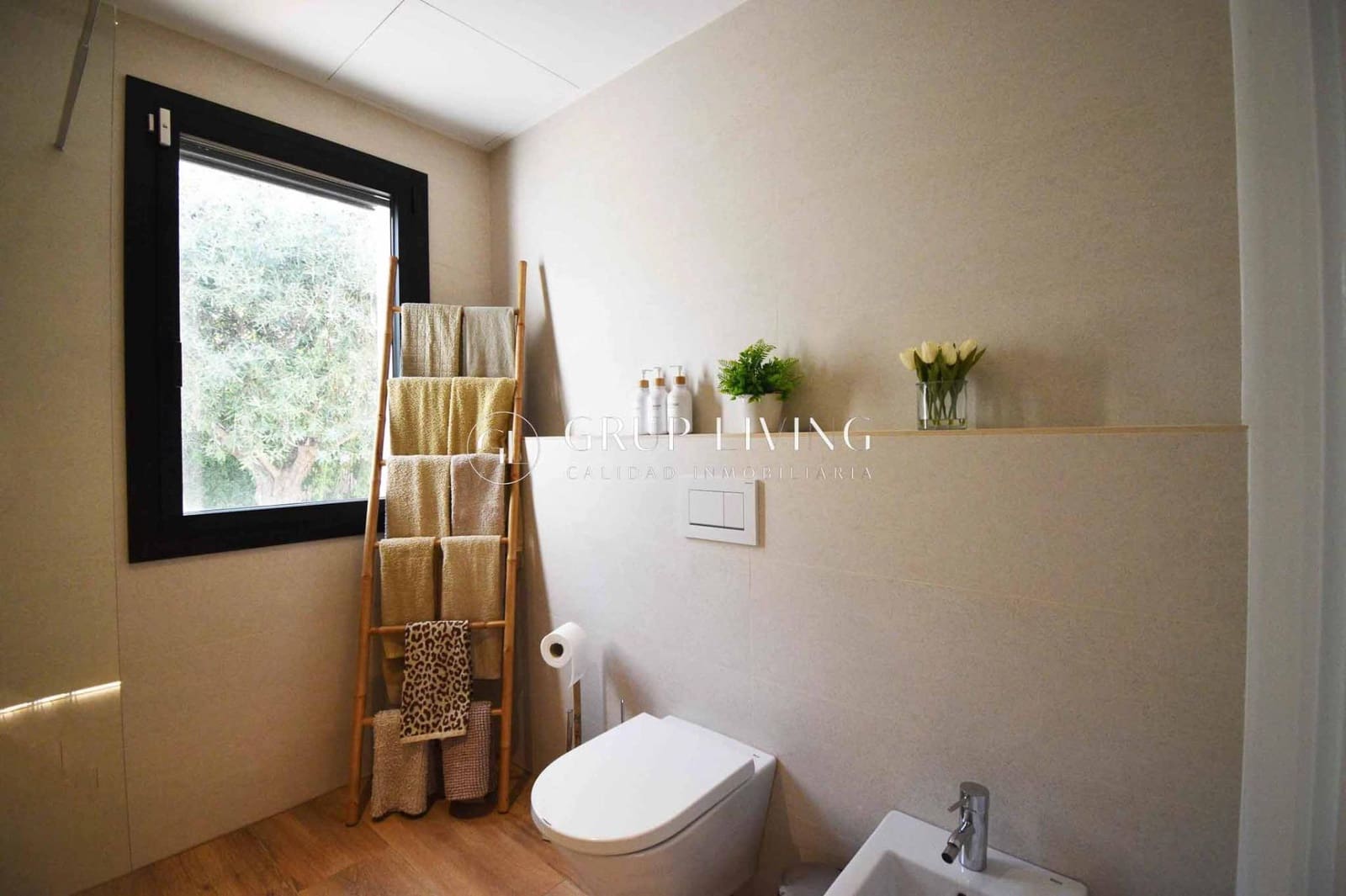 Appartement de 2 chambres à louer à Sitges - 2 000 € (Ref: 9317929)