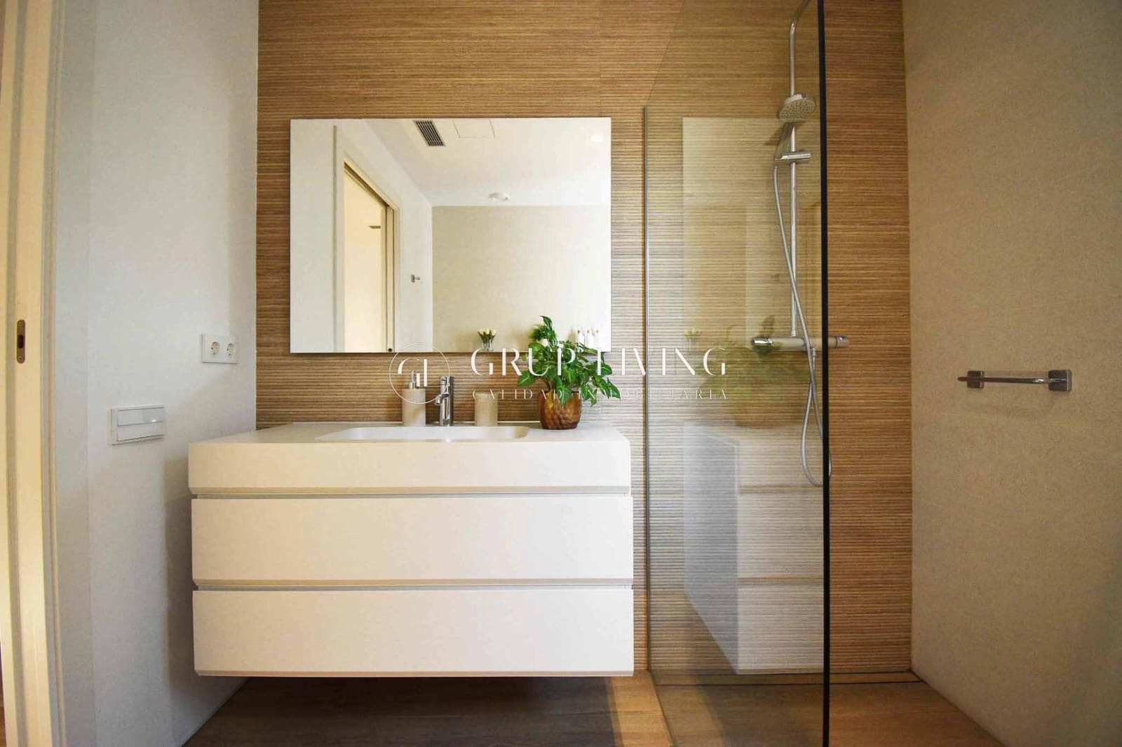 Appartement de 2 chambres à louer à Sitges - 2 000 € (Ref: 9317929)