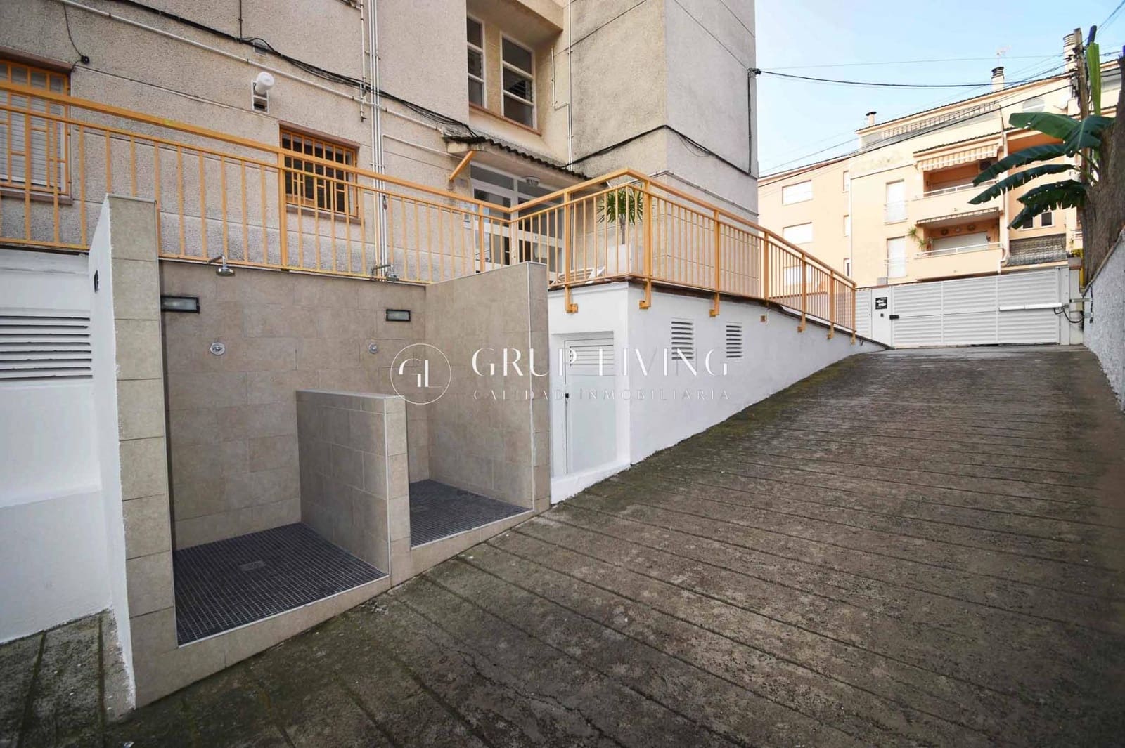 3 bedroom Flat for sale in Cunit with garage - € 184,500 (Ref: 9321999)