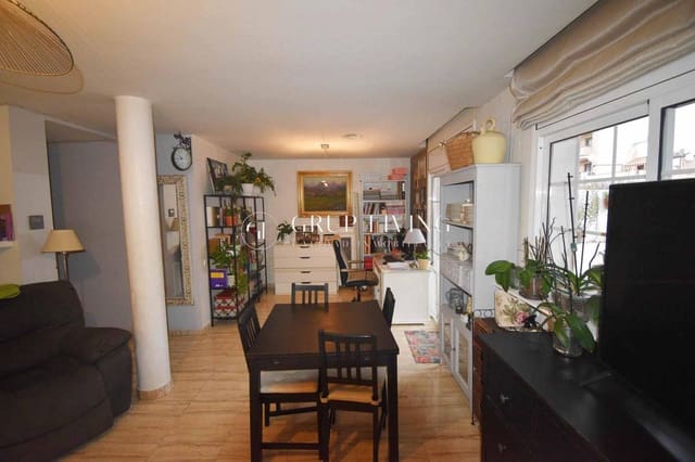 3 quarto Apartamento para venda em Castelldefels - 405 000 € (Ref: 9353697)