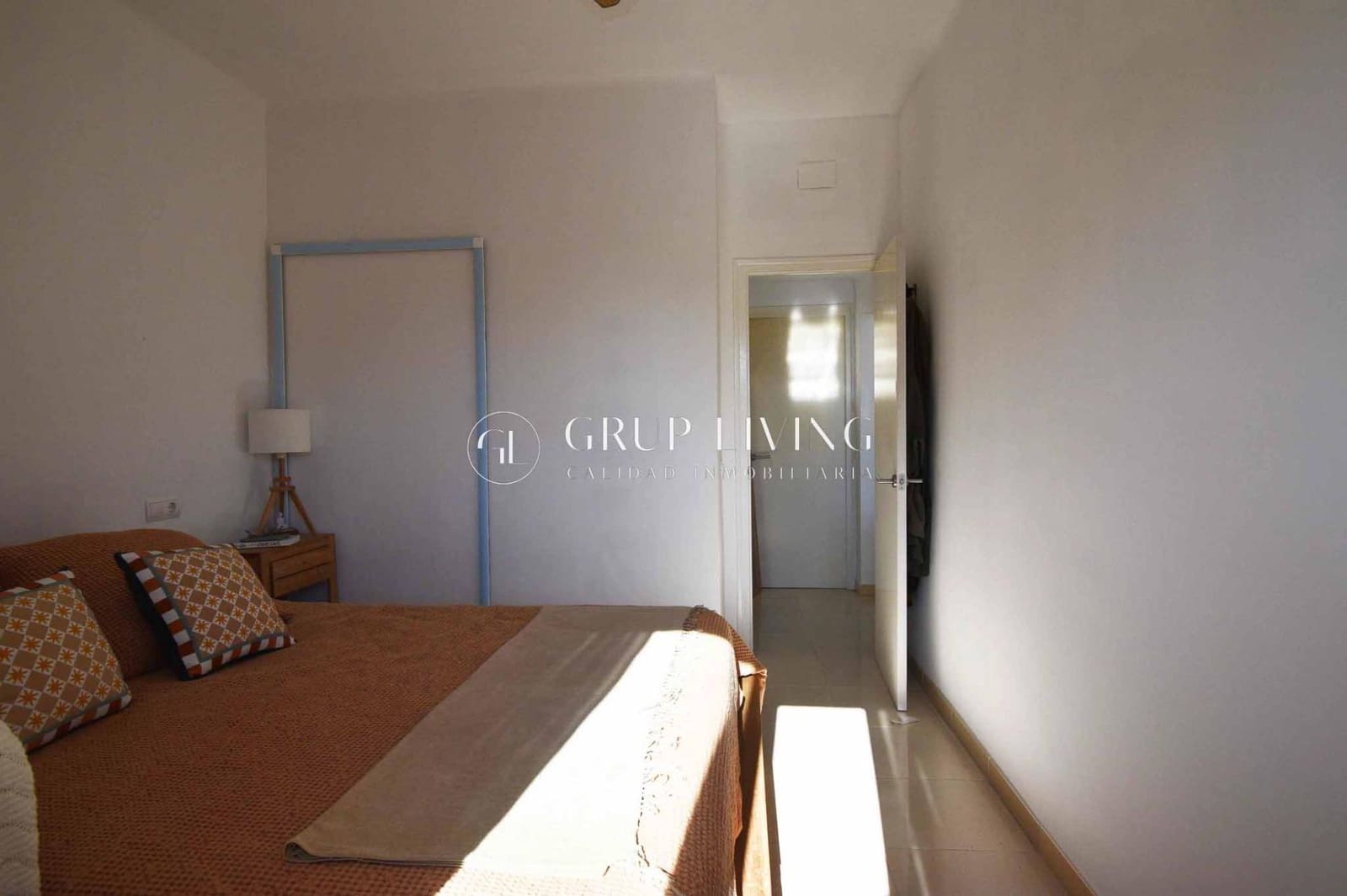 2 bedroom Flat for rent in Sitges with garage - € 1,200 (Ref: 9367669)