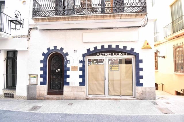 Commercial for sale in Sitges - € 450,000 (Ref: 9388019)