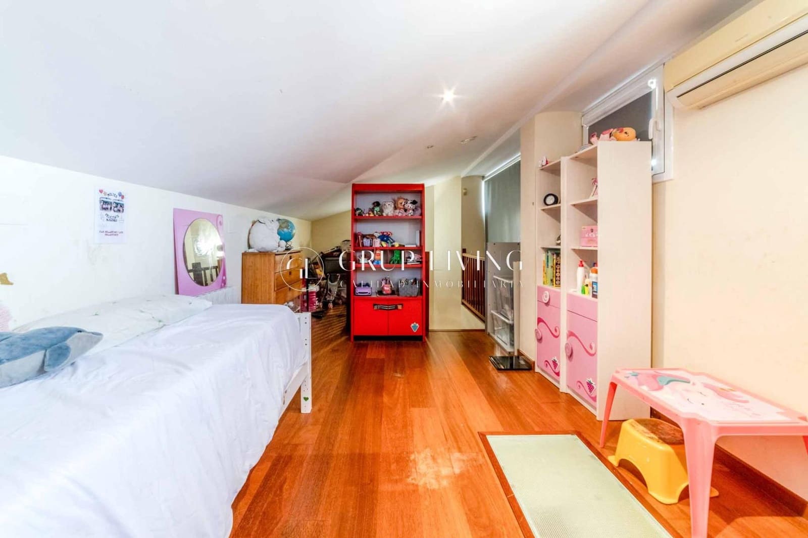 5 quarto Moradia para venda em Sant Pere Molanta com garagem - 395 000 € (Ref: 9390997)