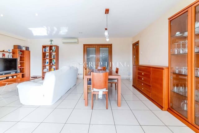 5 quarto Moradia para venda em Sant Pere Molanta, Olèrdola com garagem - 395 000 € (Ref: 9390997)