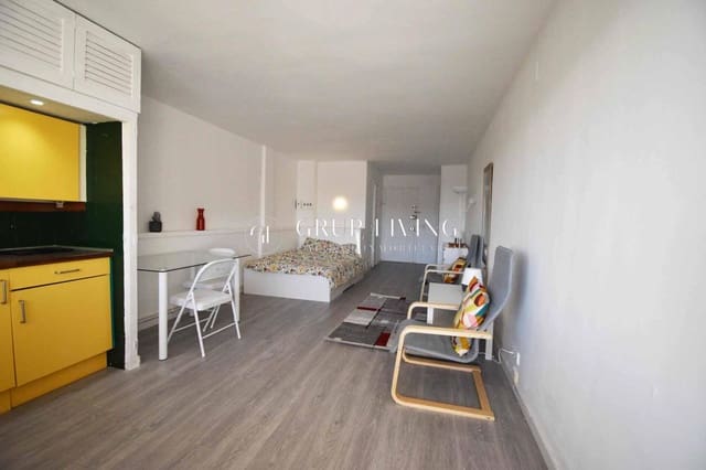 1 bedroom Flat for rent in Sitges with pool - € 975 (Ref: 9401265)
