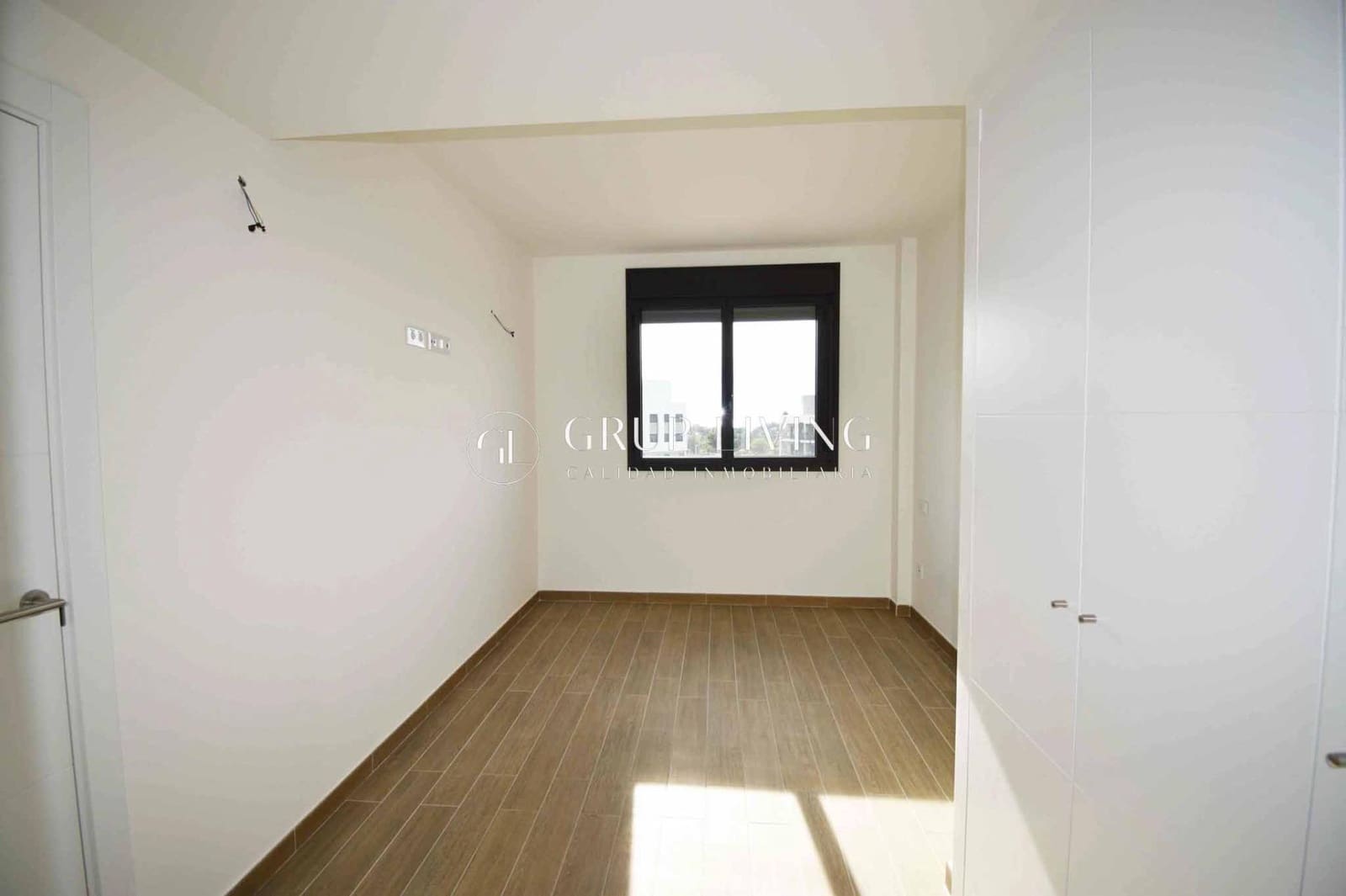 2 bedroom Flat for rent in Vilanova i la Geltru with pool garage - € 1,100 (Ref: 9431146)