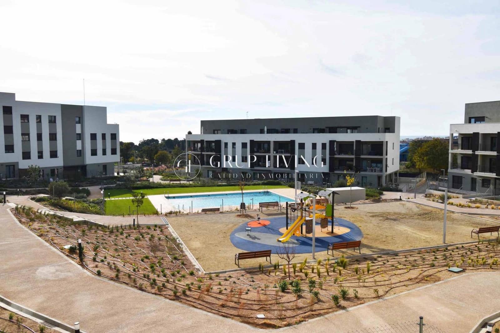 2 bedroom Flat for rent in Vilanova i la Geltru with pool garage - € 1,100 (Ref: 9431146)