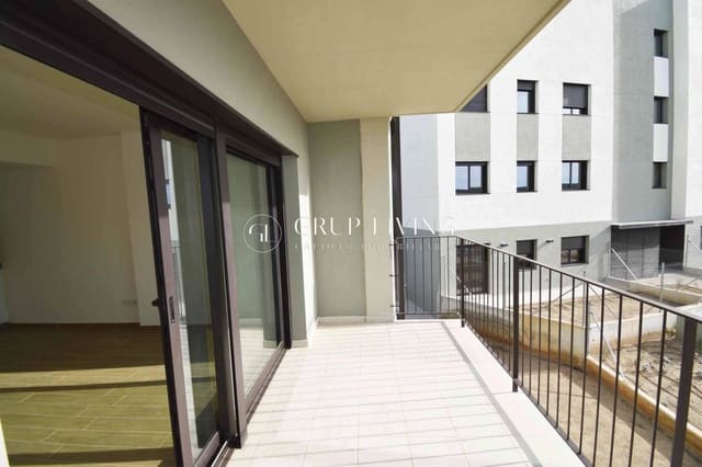 2 bedroom Flat for rent in Vilanova i la Geltrú with pool garage - € 1,100 (Ref: 9431146)