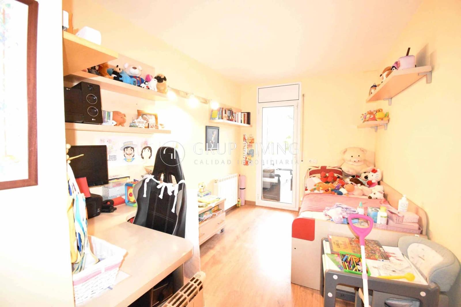 3 bedroom Flat for sale in Sitges with pool - € 525,000 (Ref: 9449410)