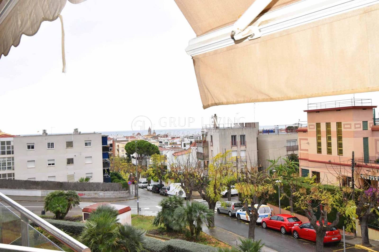 3 bedroom Flat for sale in Sitges with pool - € 525,000 (Ref: 9449410)