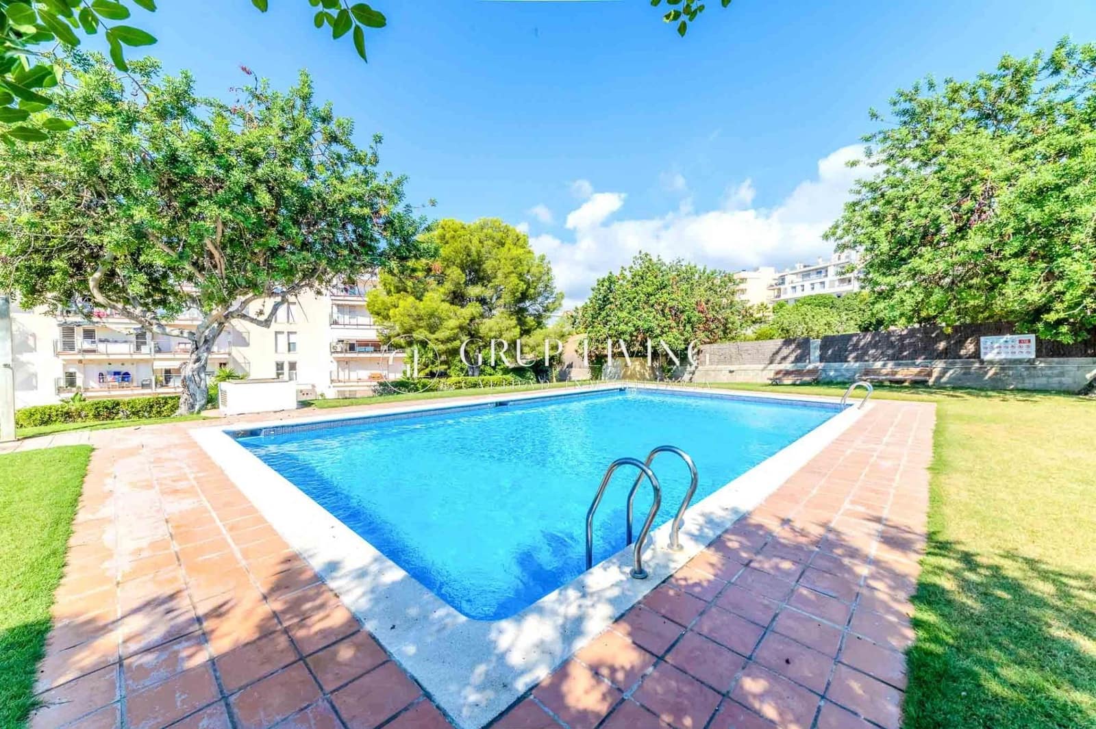 3 bedroom Flat for sale in Sitges with pool - € 525,000 (Ref: 9449410)