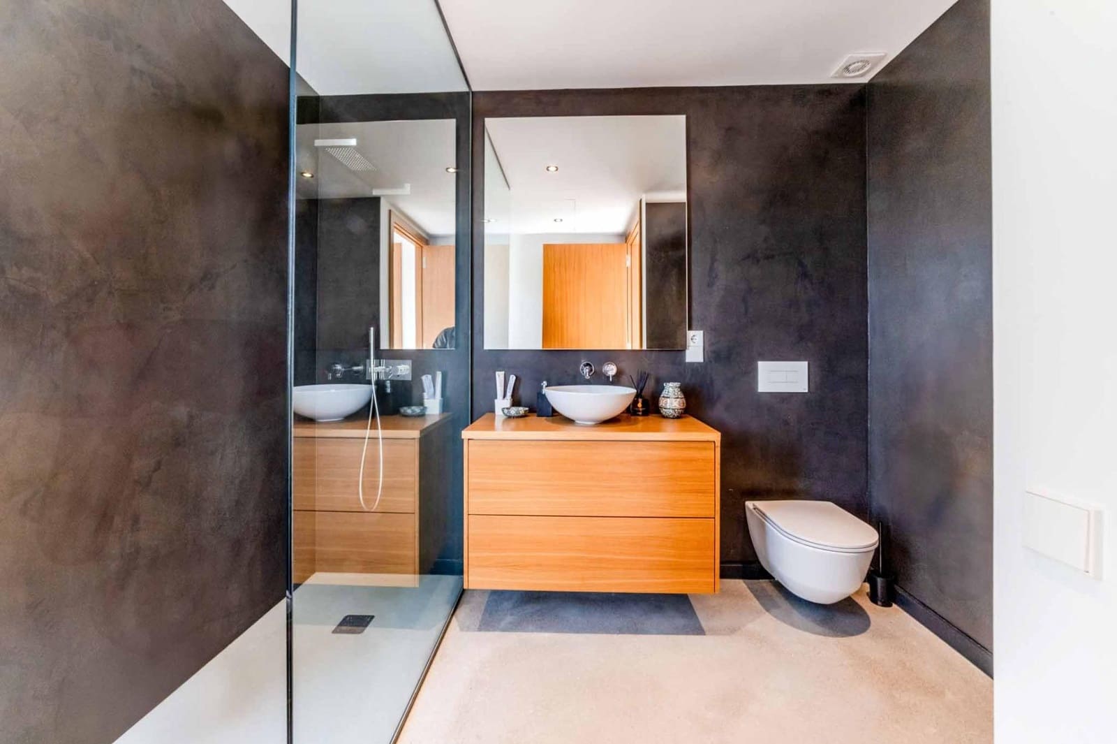 4 bedroom Villa for sale in Sitges with pool garage - € 1,800,000 (Ref: 9451164)