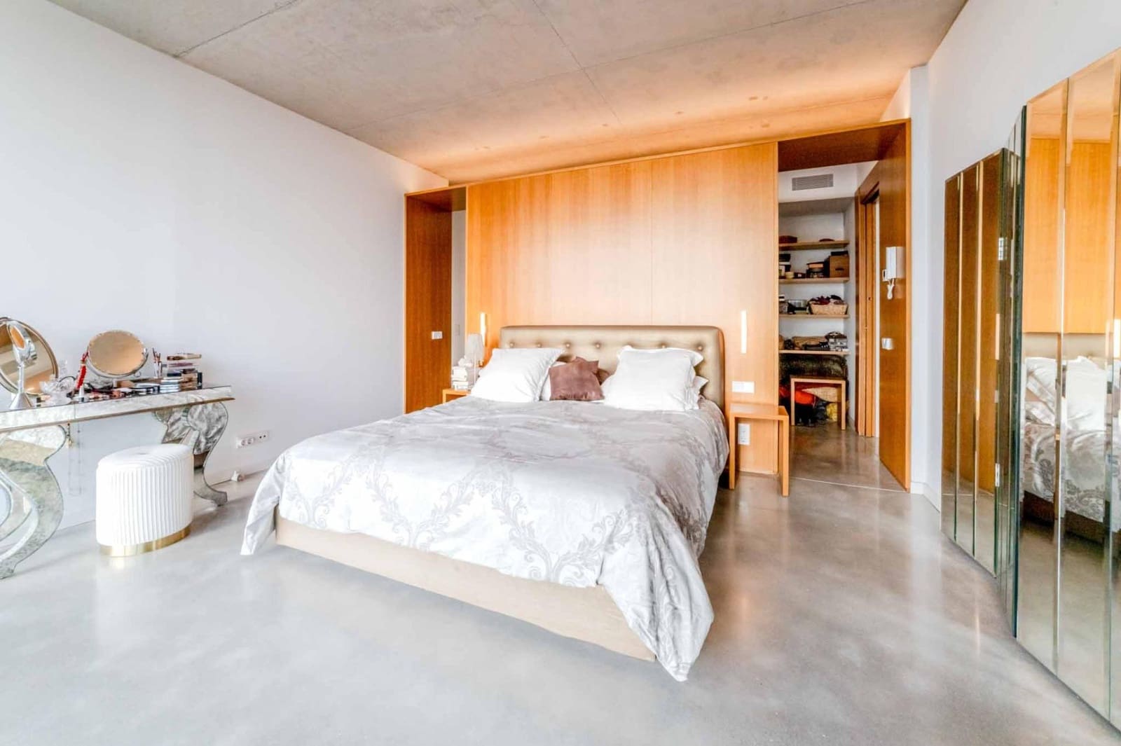 4 bedroom Villa for sale in Sitges with pool garage - € 1,800,000 (Ref: 9451164)