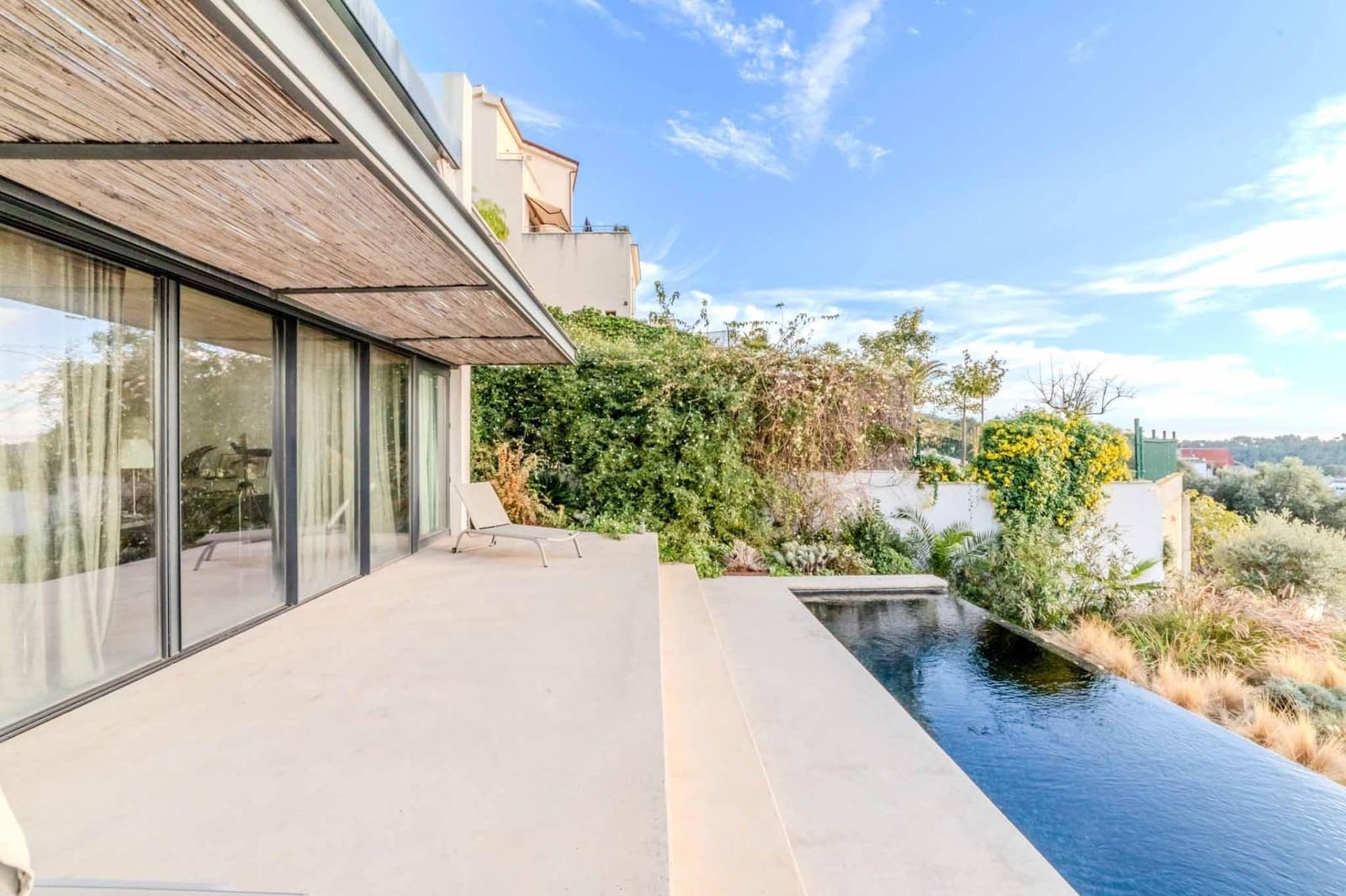 4 bedroom Villa for sale in Sitges with pool garage - € 1,800,000 (Ref: 9451164)