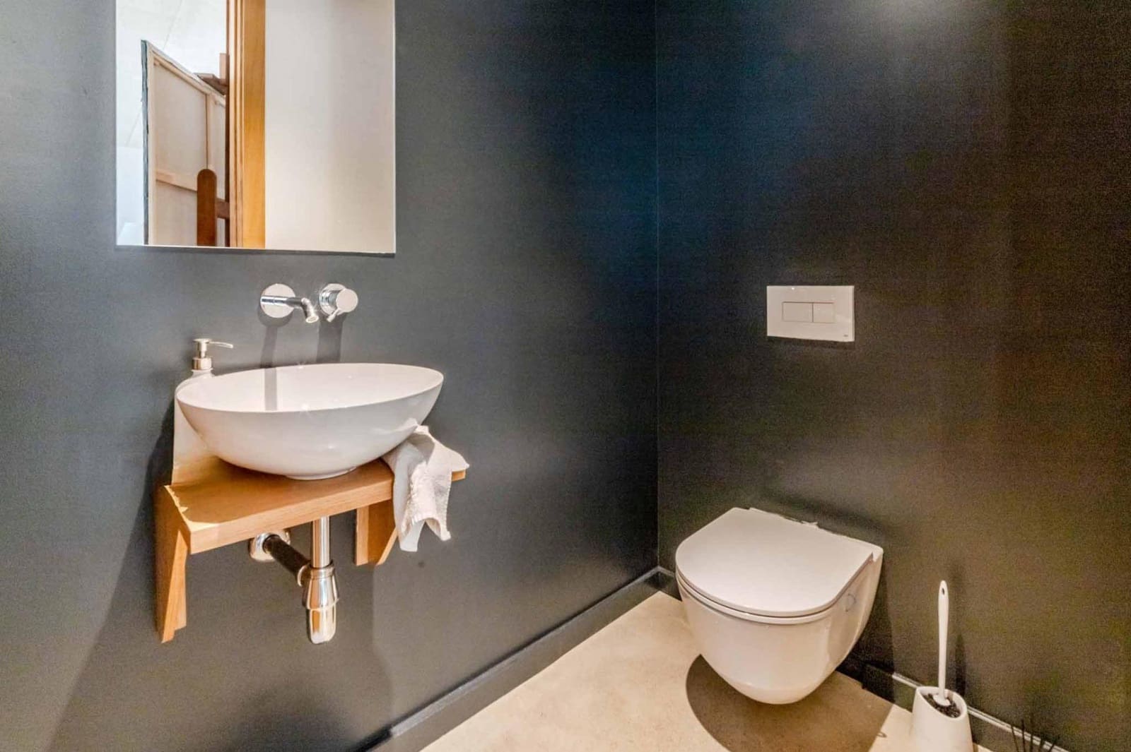 4 bedroom Villa for sale in Sitges with pool garage - € 1,800,000 (Ref: 9451164)