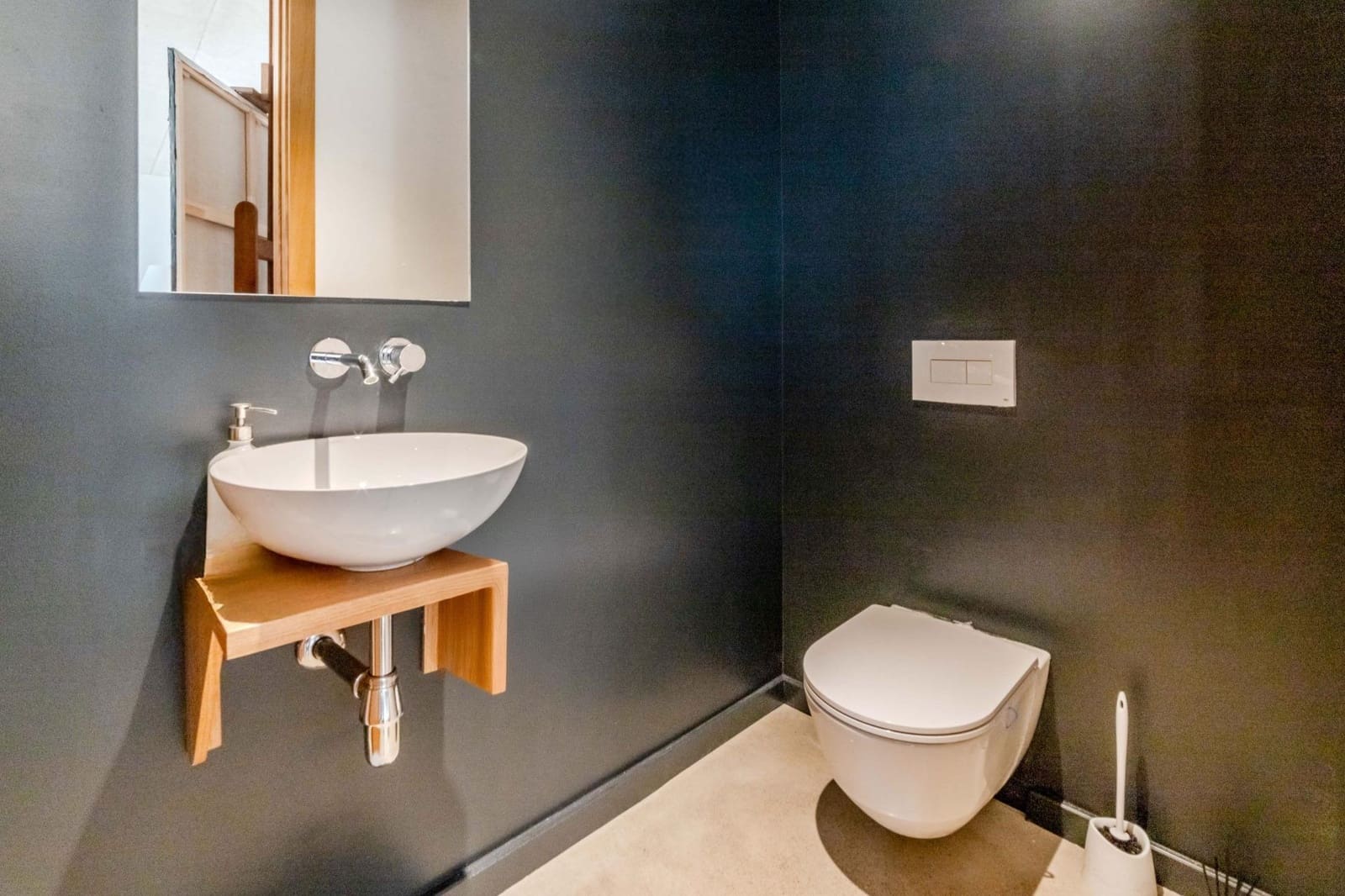 4 makuuhuone Huvila myytävänä paikassa Sitges mukana uima-altaan 
autotalli - 1 800 000 € (Ref: 9451164)