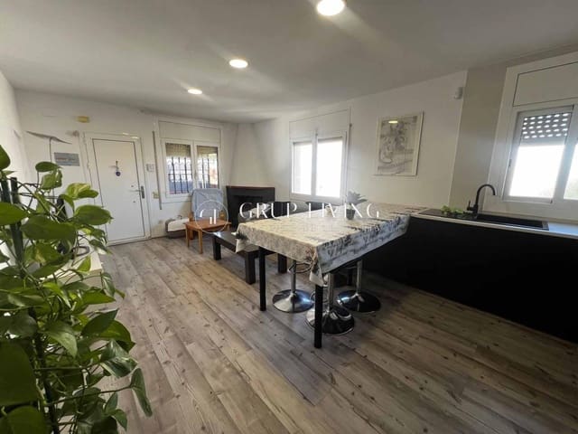 3 Zimmer Villa zu verkaufen in Sitges mit Pool - 395.000 € (Ref: 9451165)