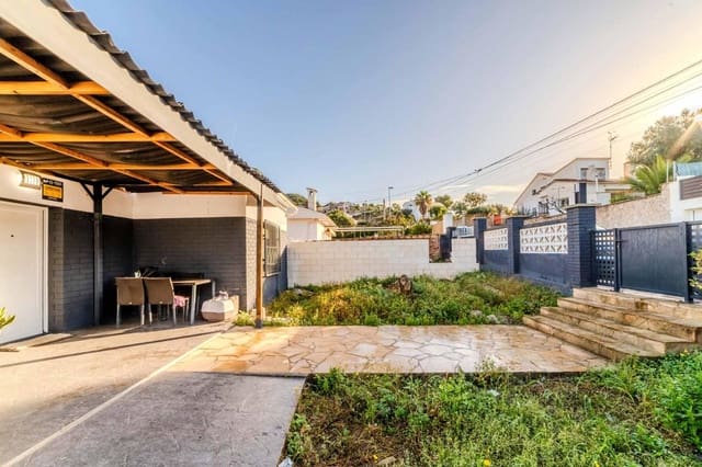 3 chambre Villa/Maison à vendre à Sitges avec piscine - 385 000 € (Ref: 9451165)