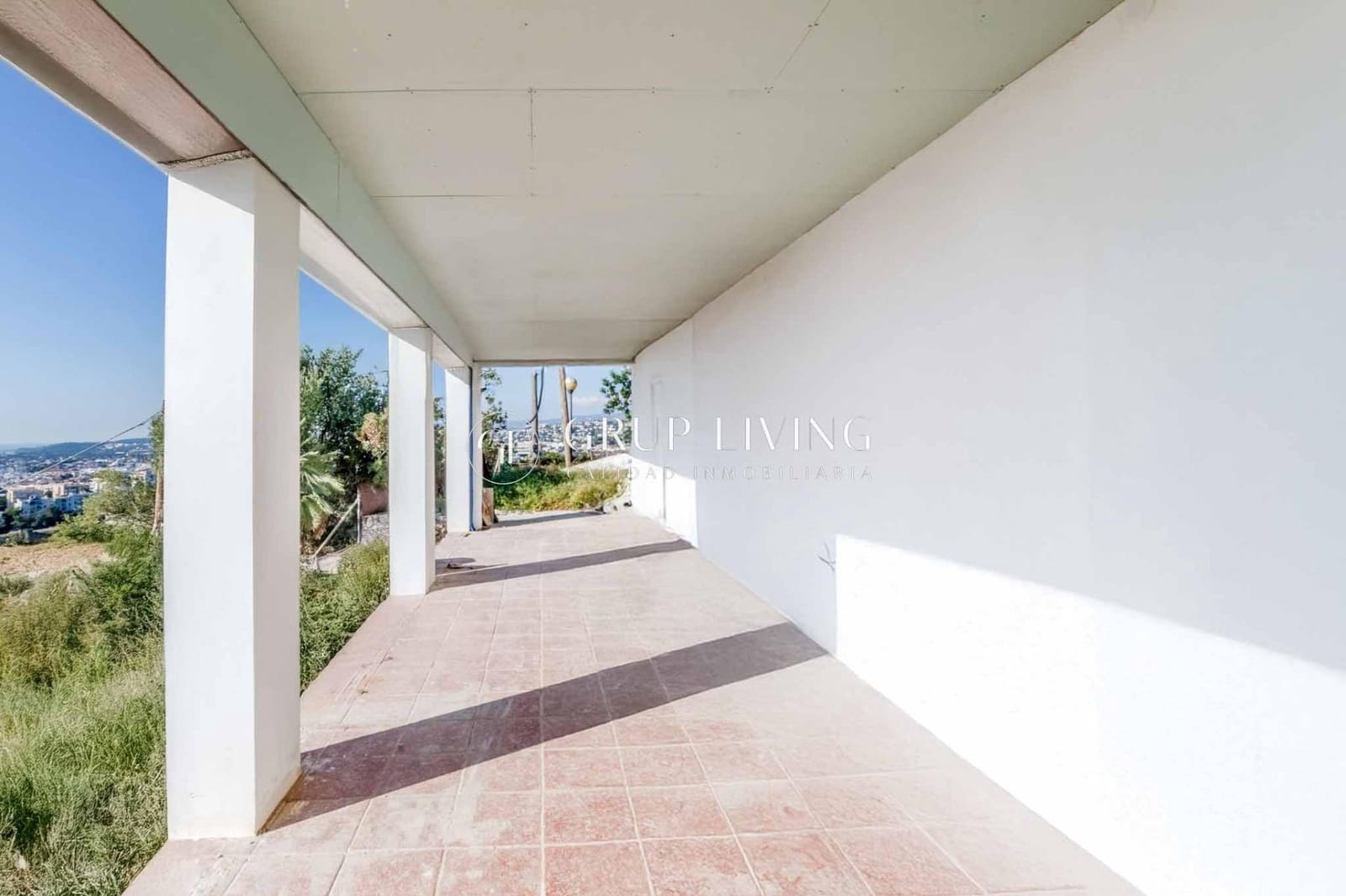 4 Zimmer Villa zu verkaufen in Sitges mit Pool Garage - 1.895.000 € (Ref: 9452367)