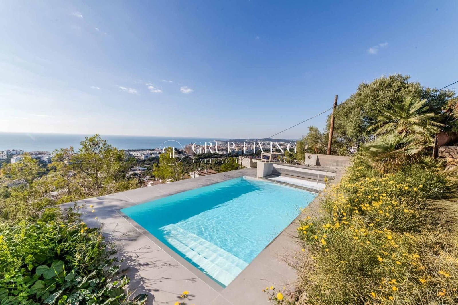 4 Zimmer Villa zu verkaufen in Sitges mit Pool Garage - 1.895.000 € (Ref: 9452367)