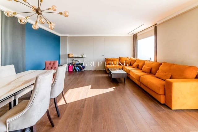 4 bedroom Villa for sale in Sitges with pool garage - € 1,895,000 (Ref: 9452367)