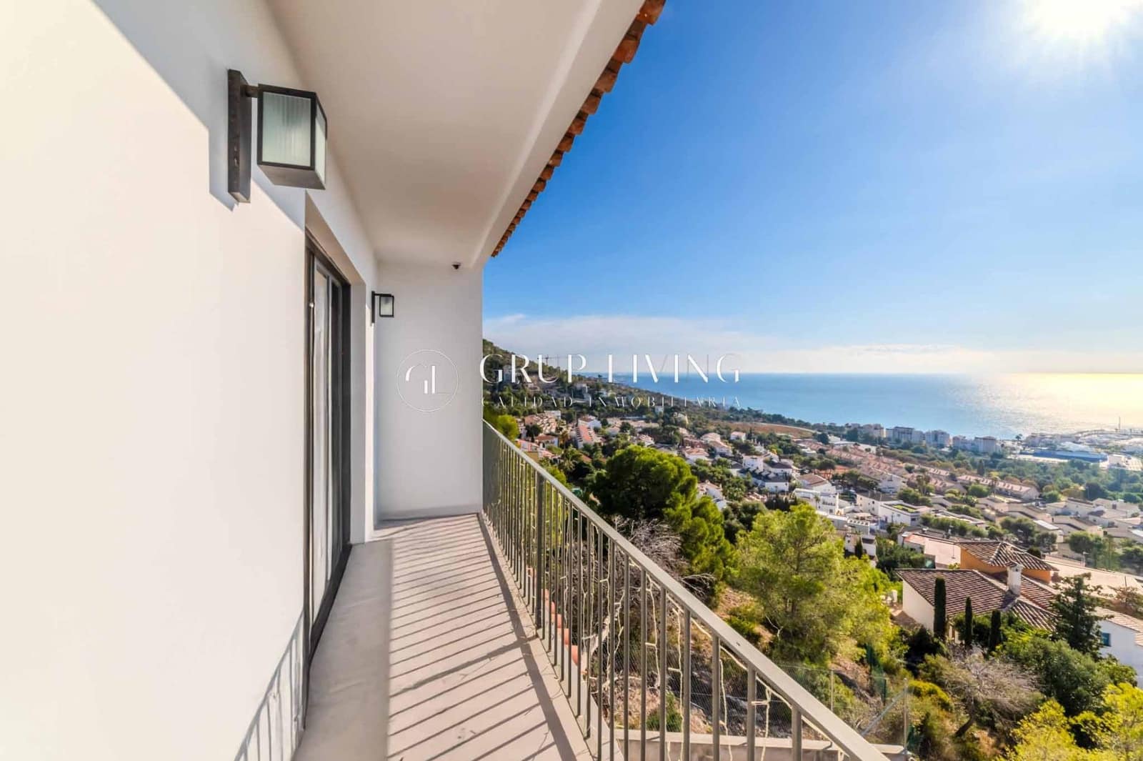 4 quarto Moradia para venda em Sitges com piscina garagem - 1 895 000 € (Ref: 9452367)