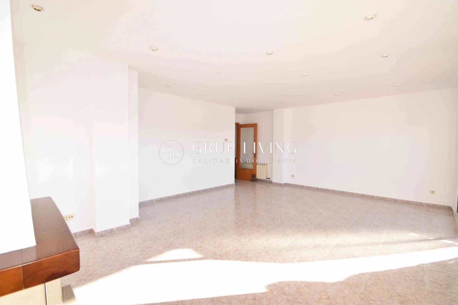 Appartement de 4 chambres à louer à Sant Pere de Ribes avec garage - 1 800 € (Ref: 9456371)