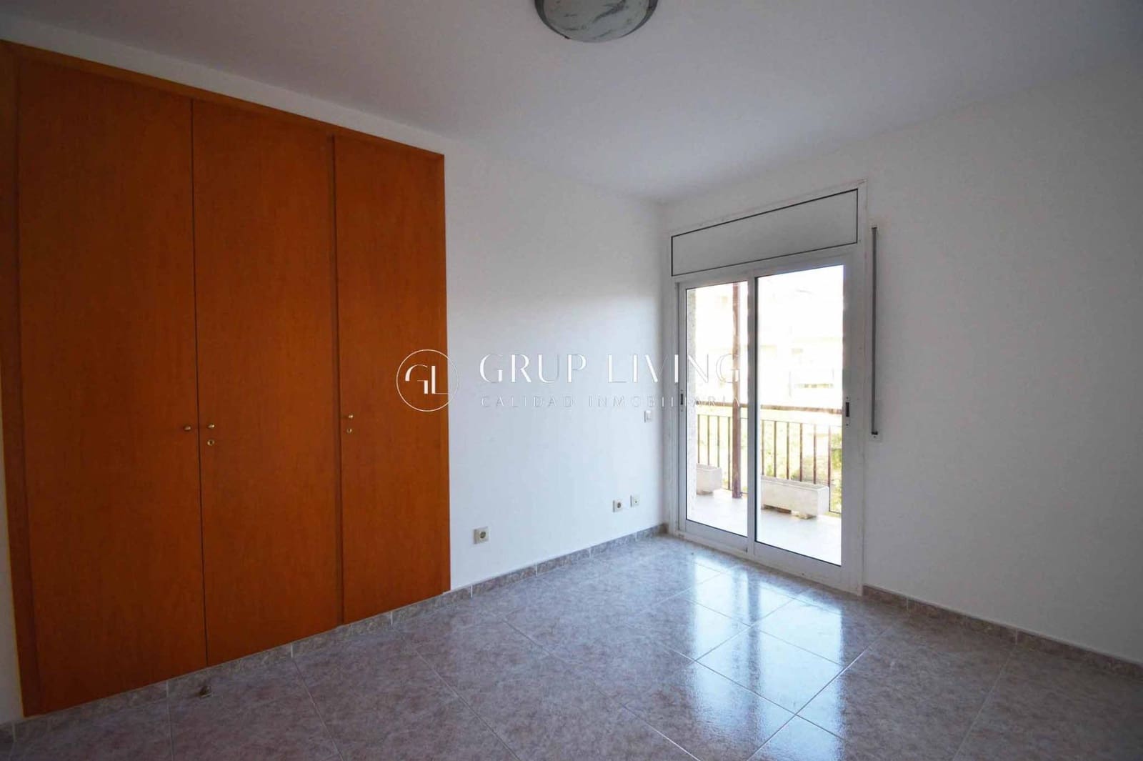 Appartement de 4 chambres à louer à Sant Pere de Ribes avec garage - 1 800 € (Ref: 9456371)