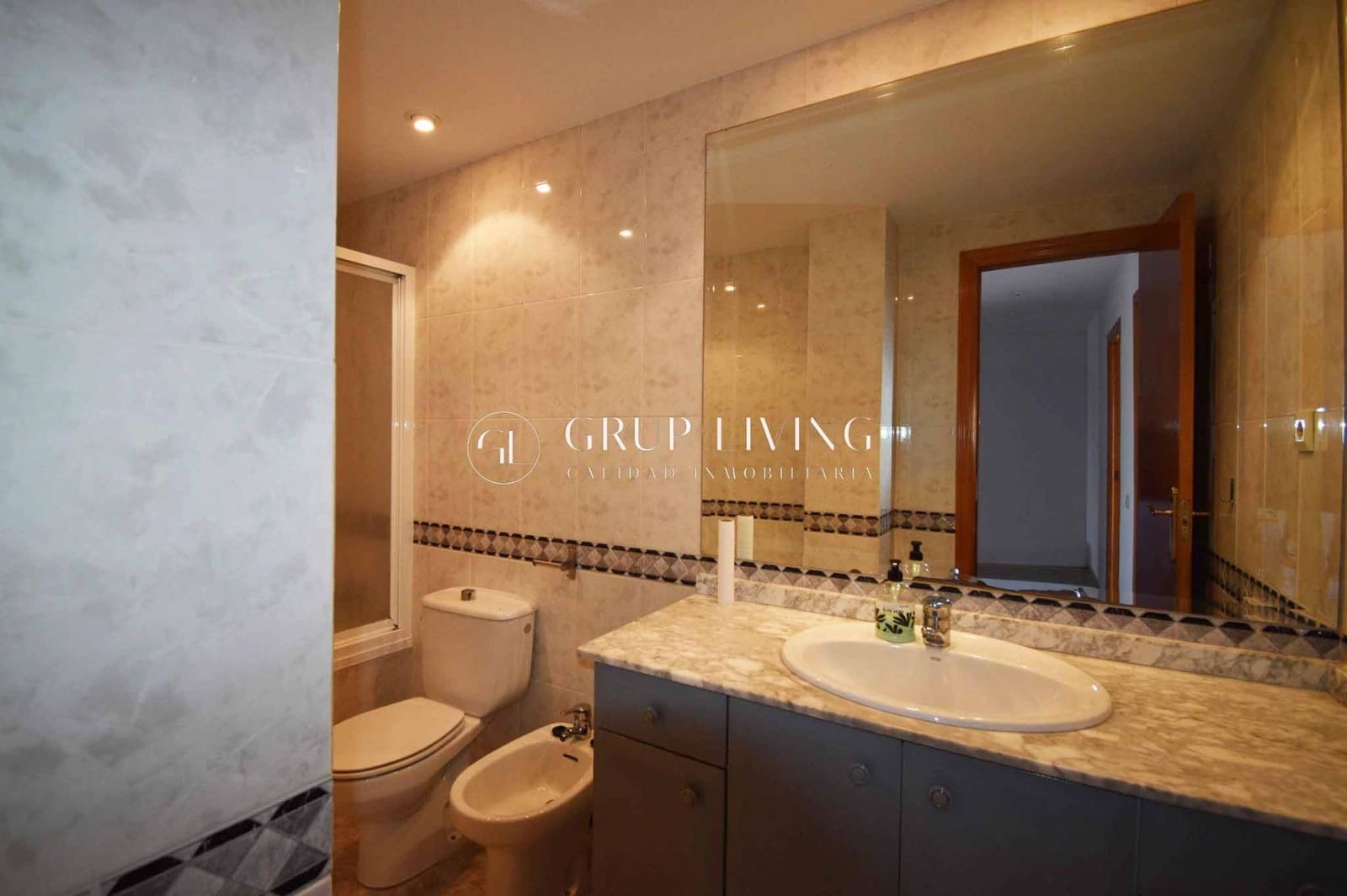 Appartement de 4 chambres à louer à Sant Pere de Ribes avec garage - 1 800 € (Ref: 9456371)