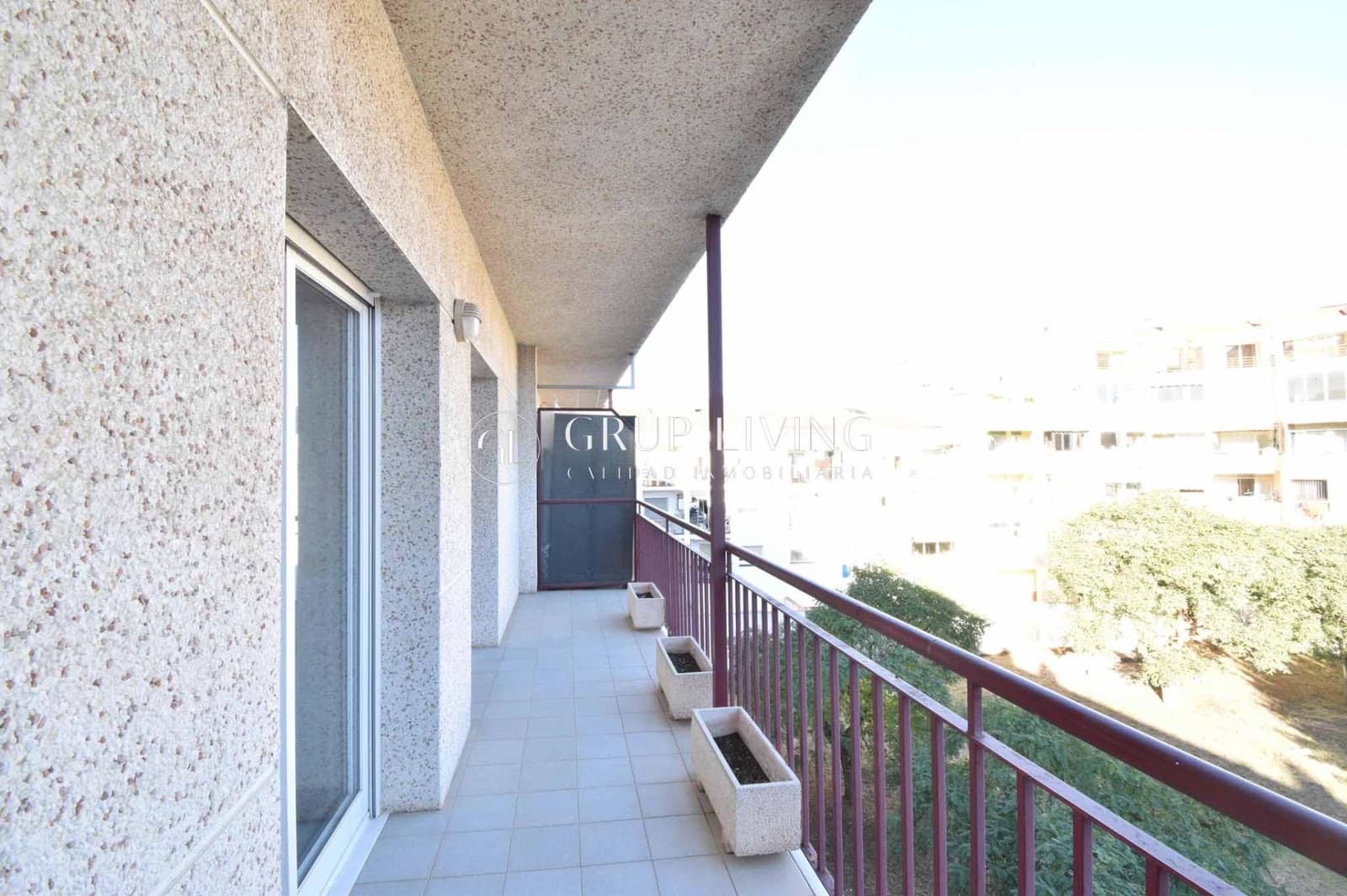 Appartement de 4 chambres à louer à Sant Pere de Ribes avec garage - 1 800 € (Ref: 9456371)
